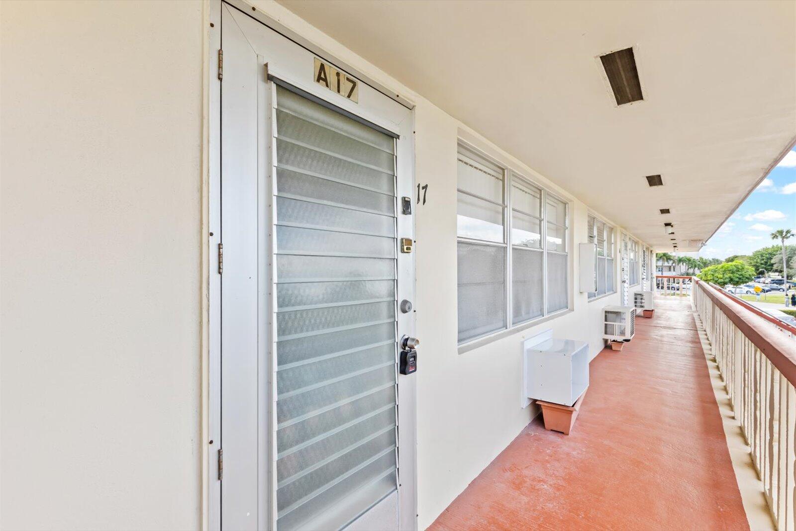 17 Andover A Property Photo 1