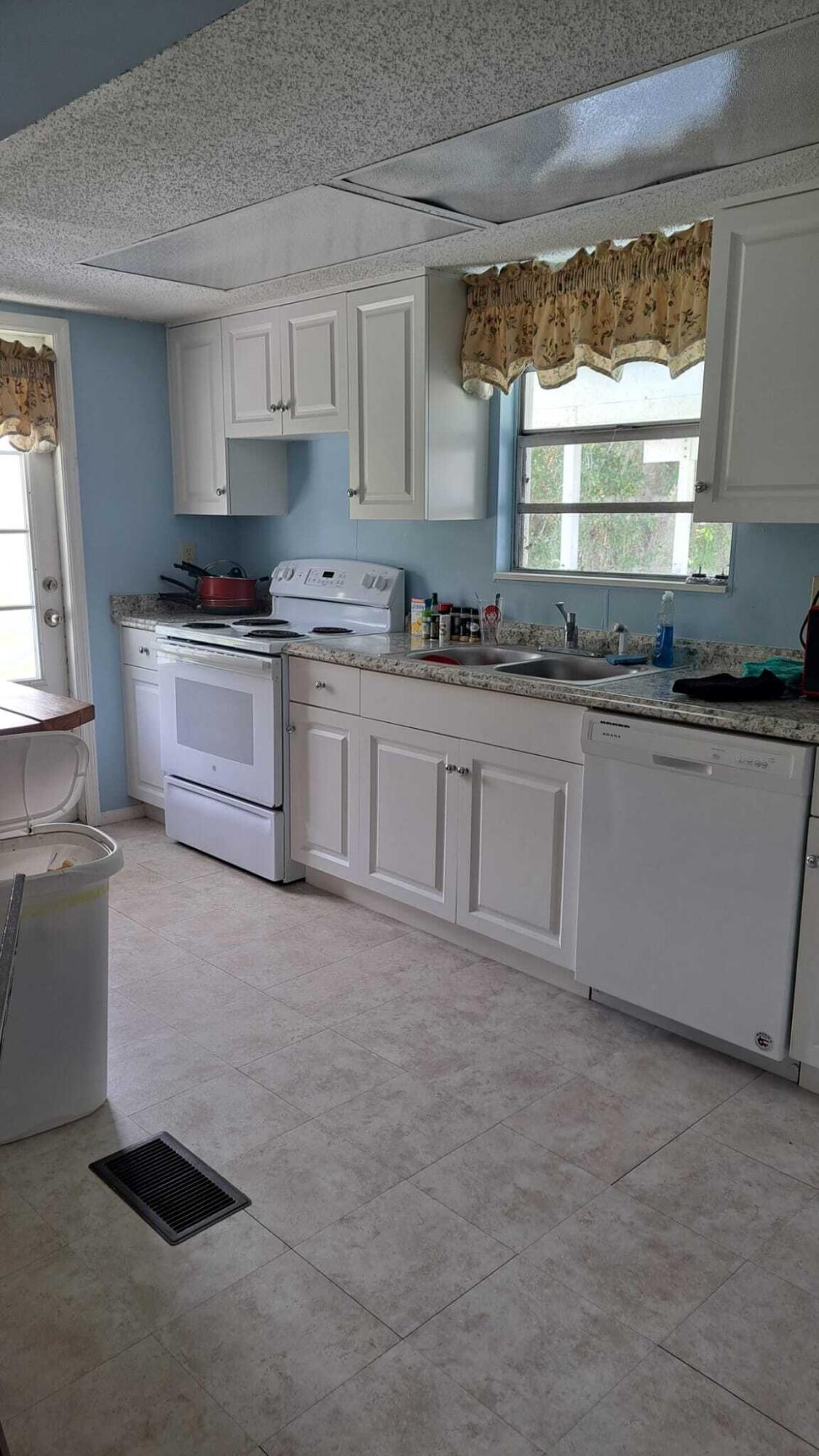 6275 Us Highway 441 Se Property Photo 11