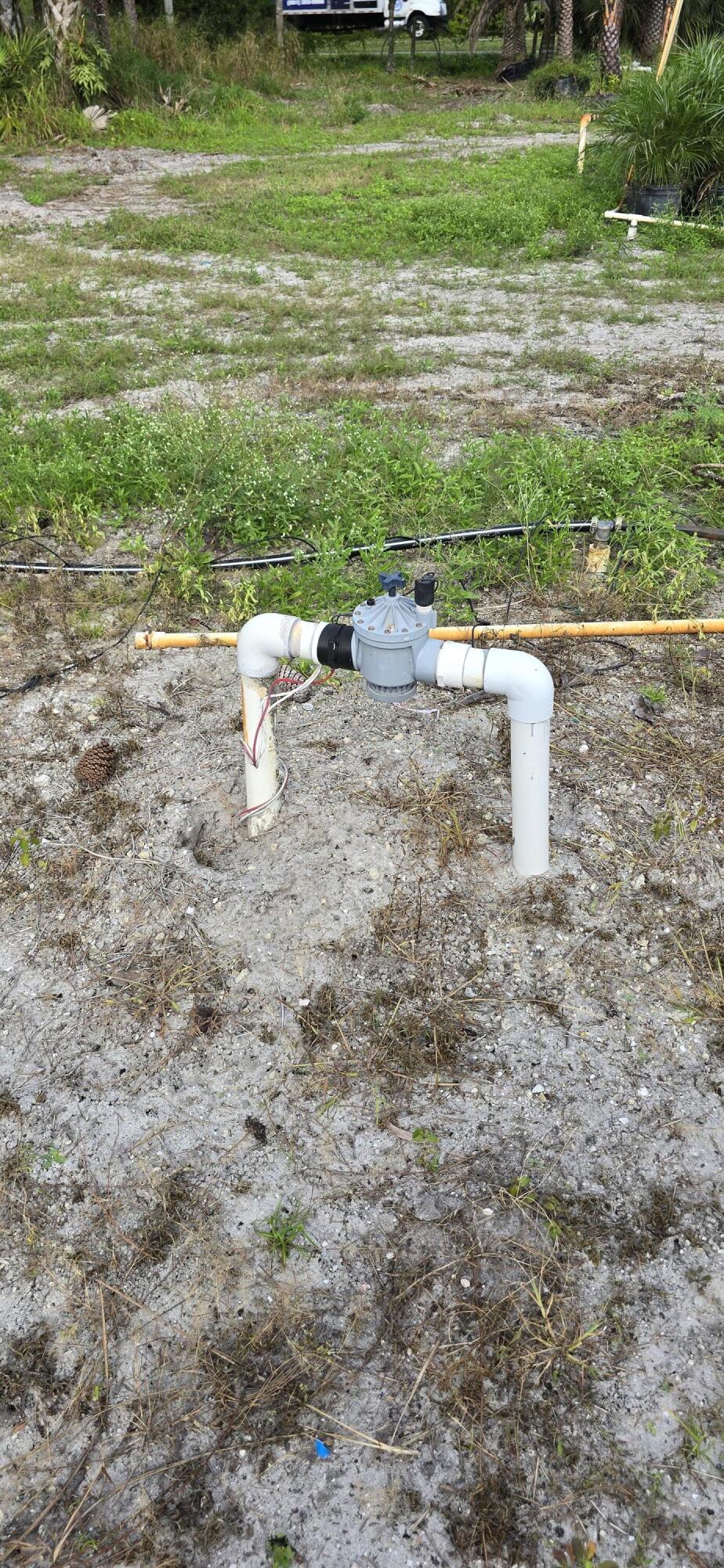 15720 Okeechobee Boulevard Property Photo 3