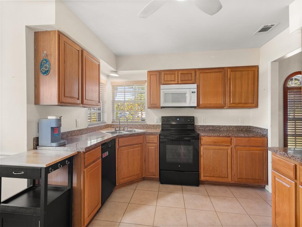 6130 60th Court Property Photo 13