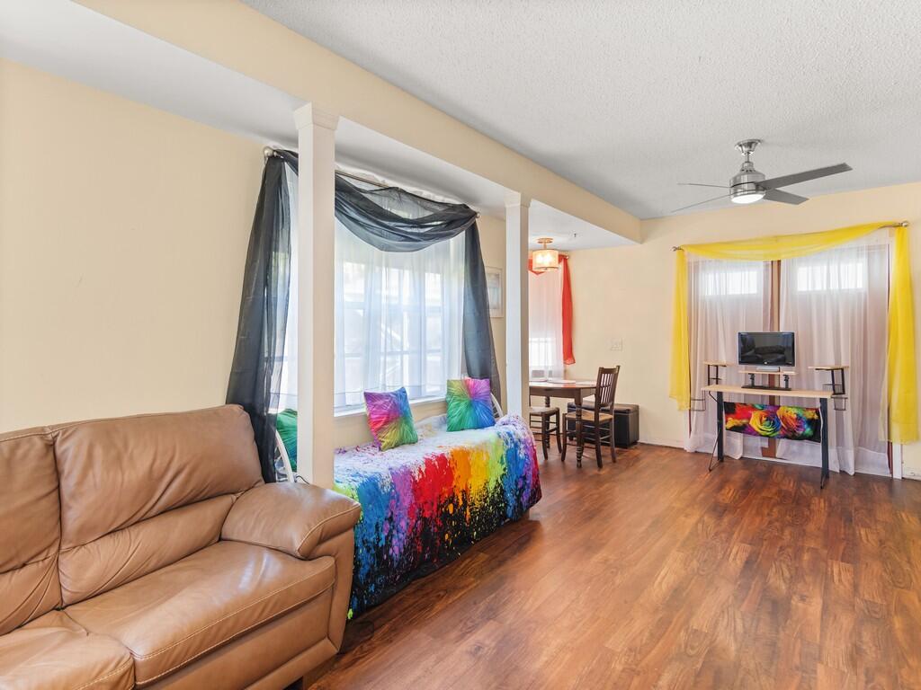 6130 60th Court Property Photo 19