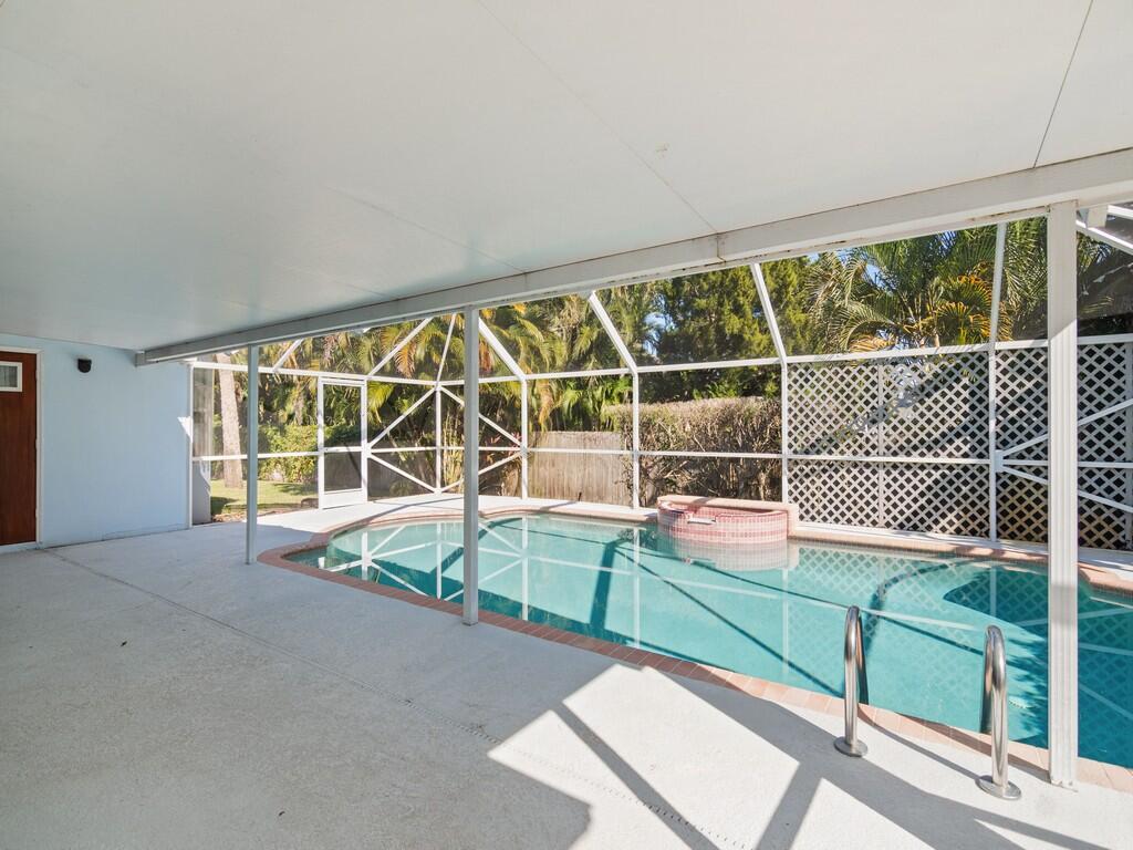 6130 60th Court Property Photo 31