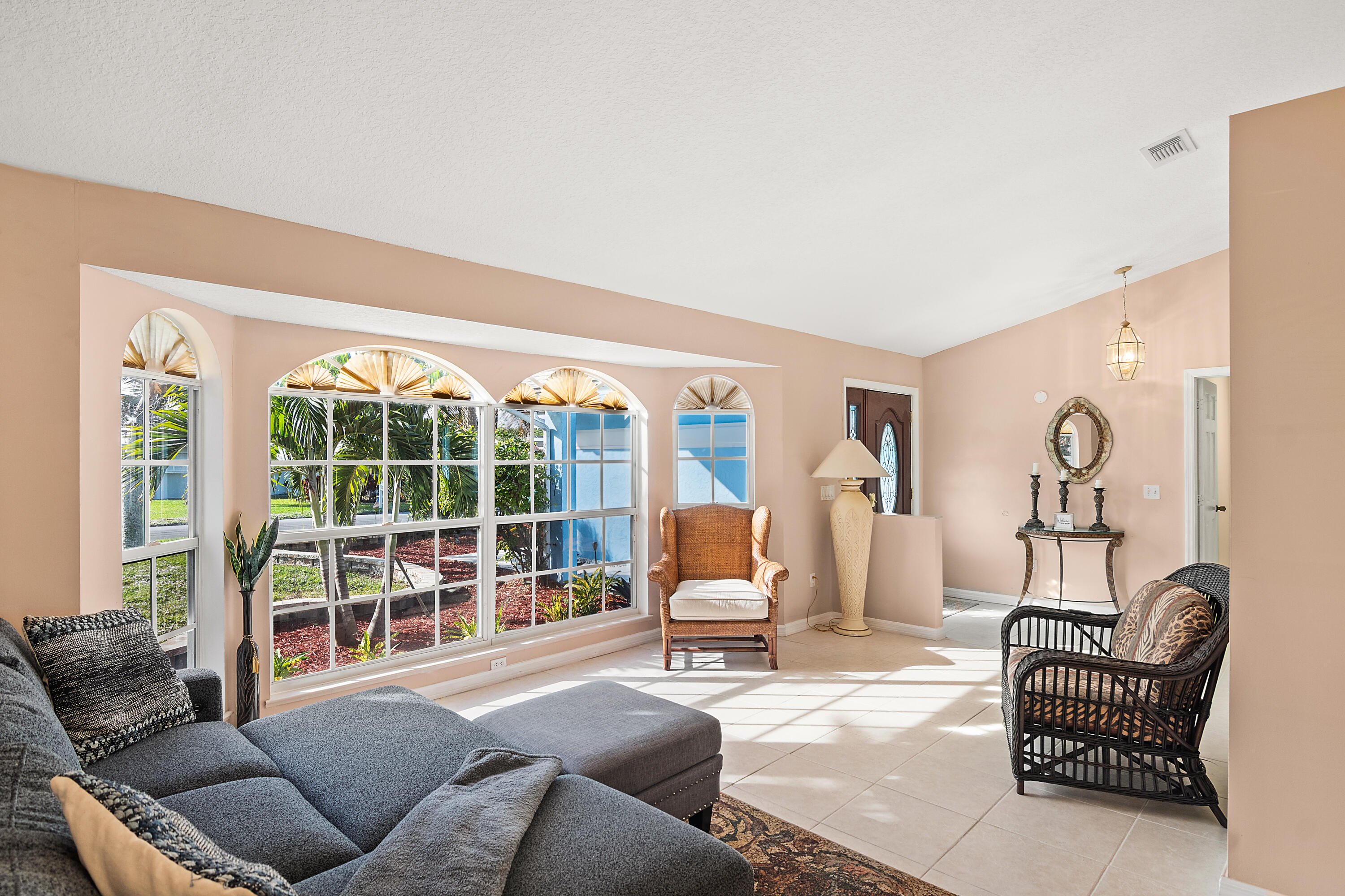 922 Jackson Way Property Photo 7