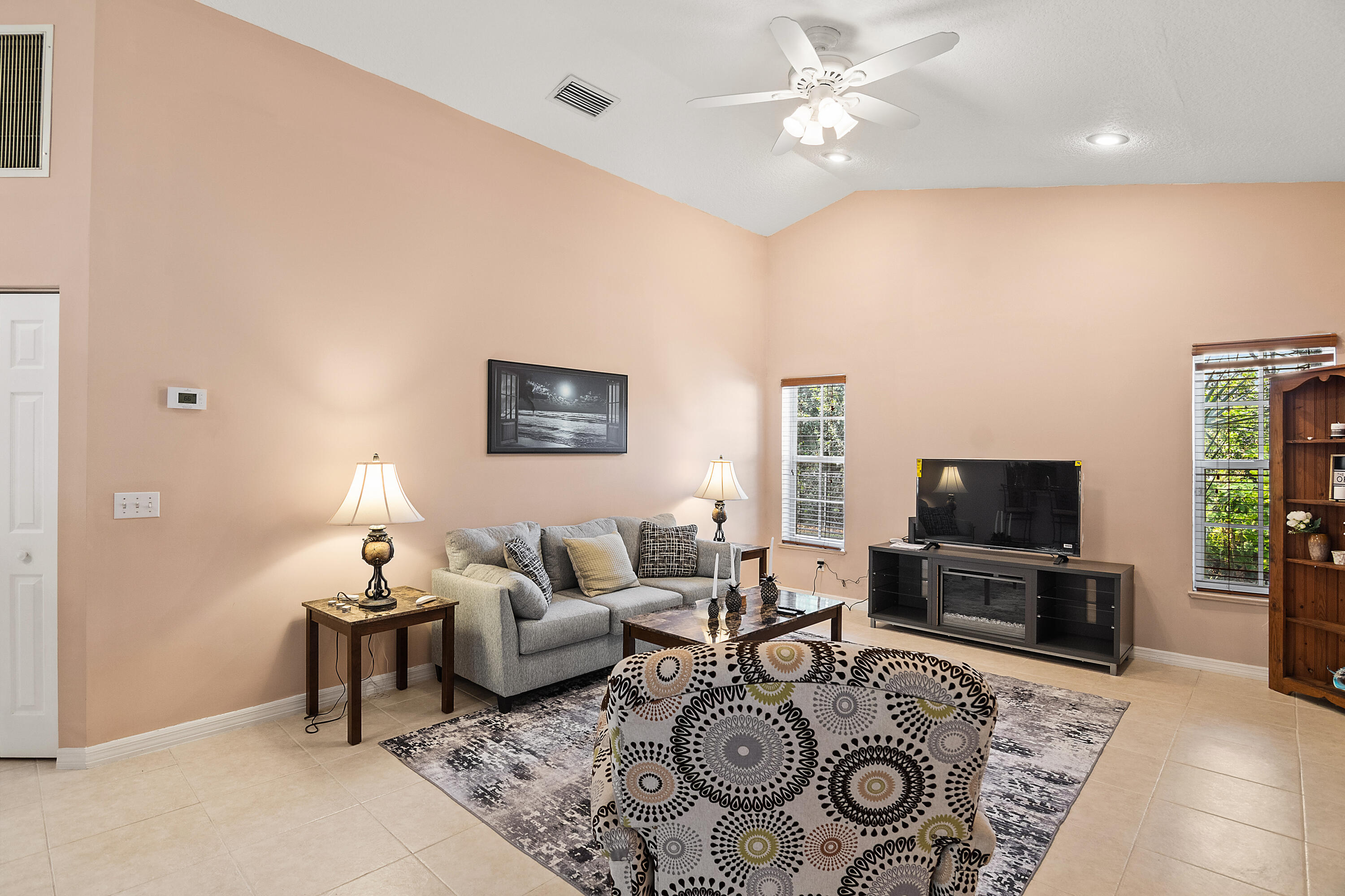 922 Jackson Way Property Photo 12