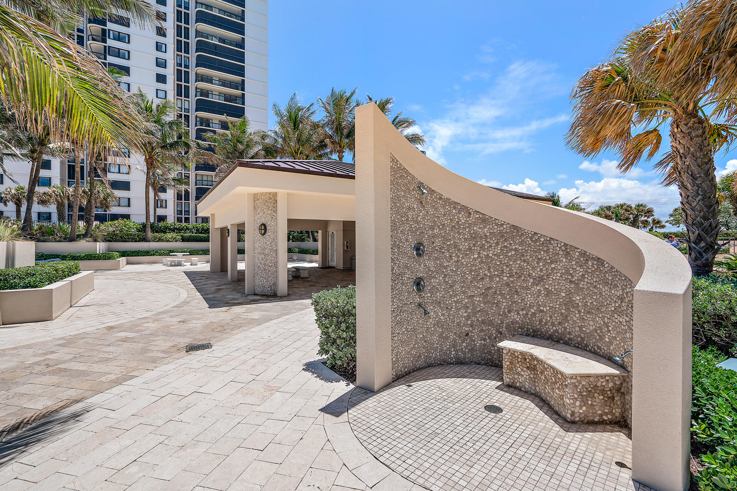 5380 N Ocean Drive 10j Property Photo 24