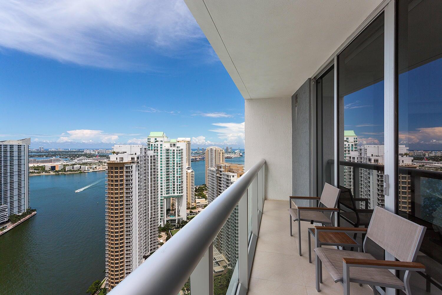 495 Brickell Avenue 4010 Property Photo 25