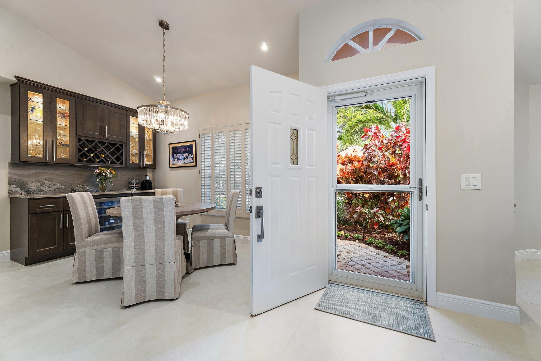 45 Via Verona Property Photo 6