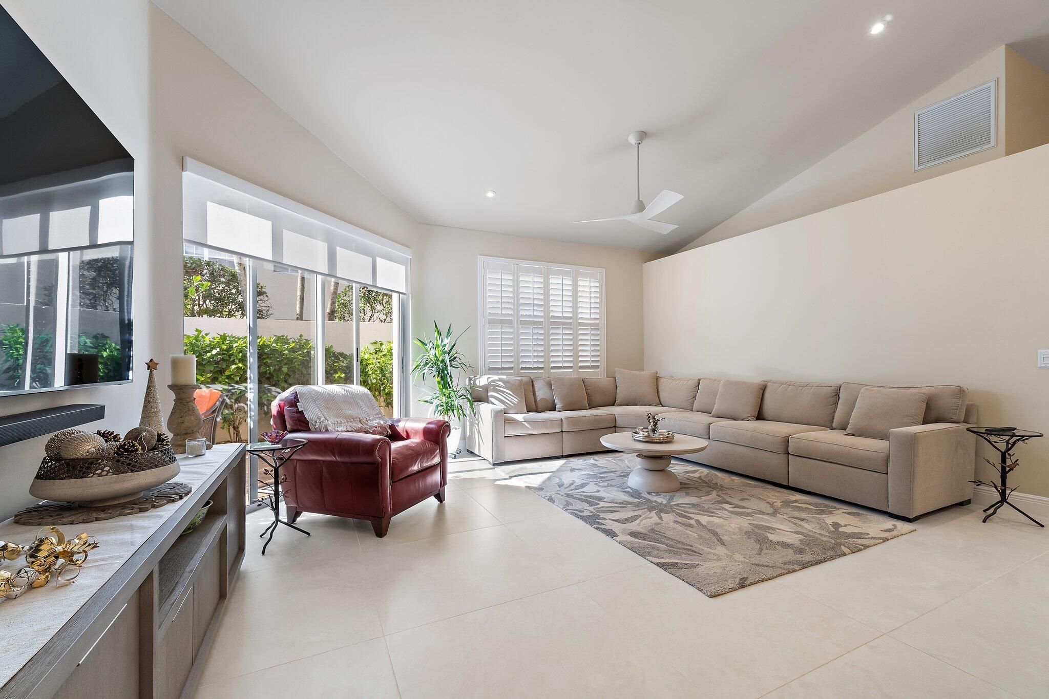 45 Via Verona Property Photo 12