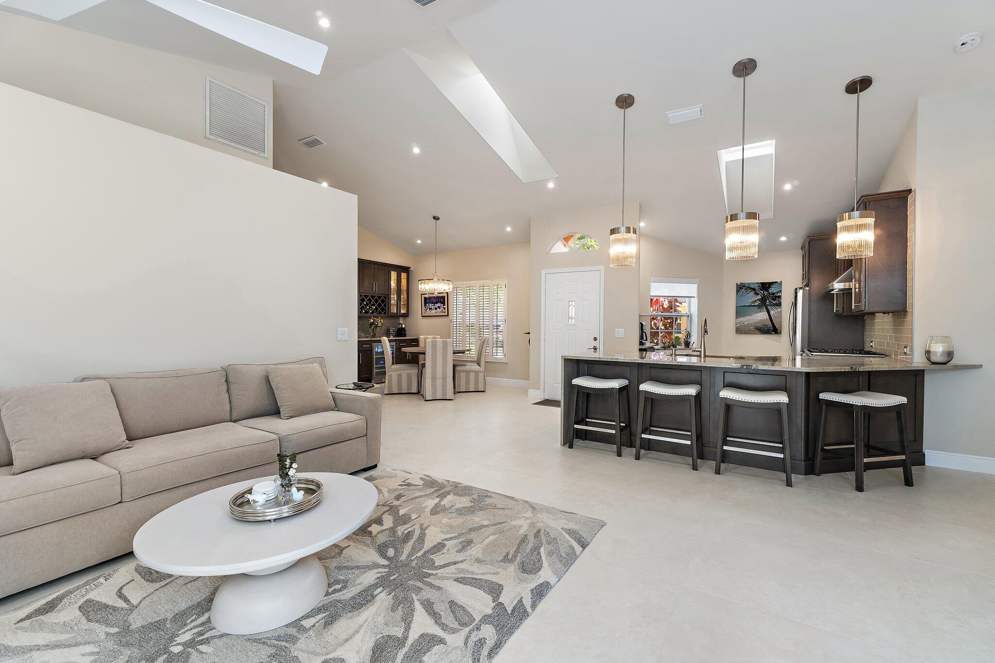 45 Via Verona Property Photo 13