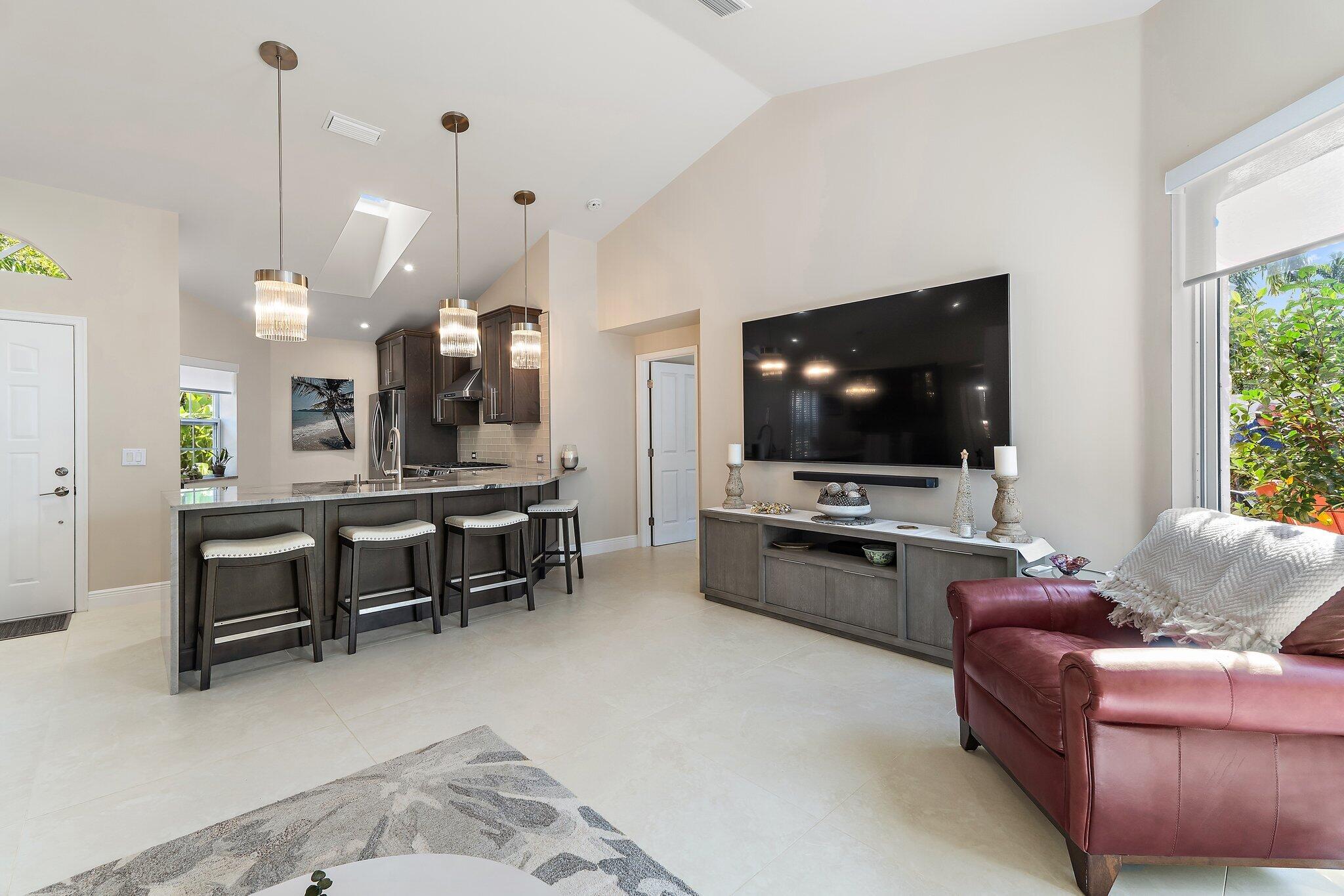 45 Via Verona Property Photo 14
