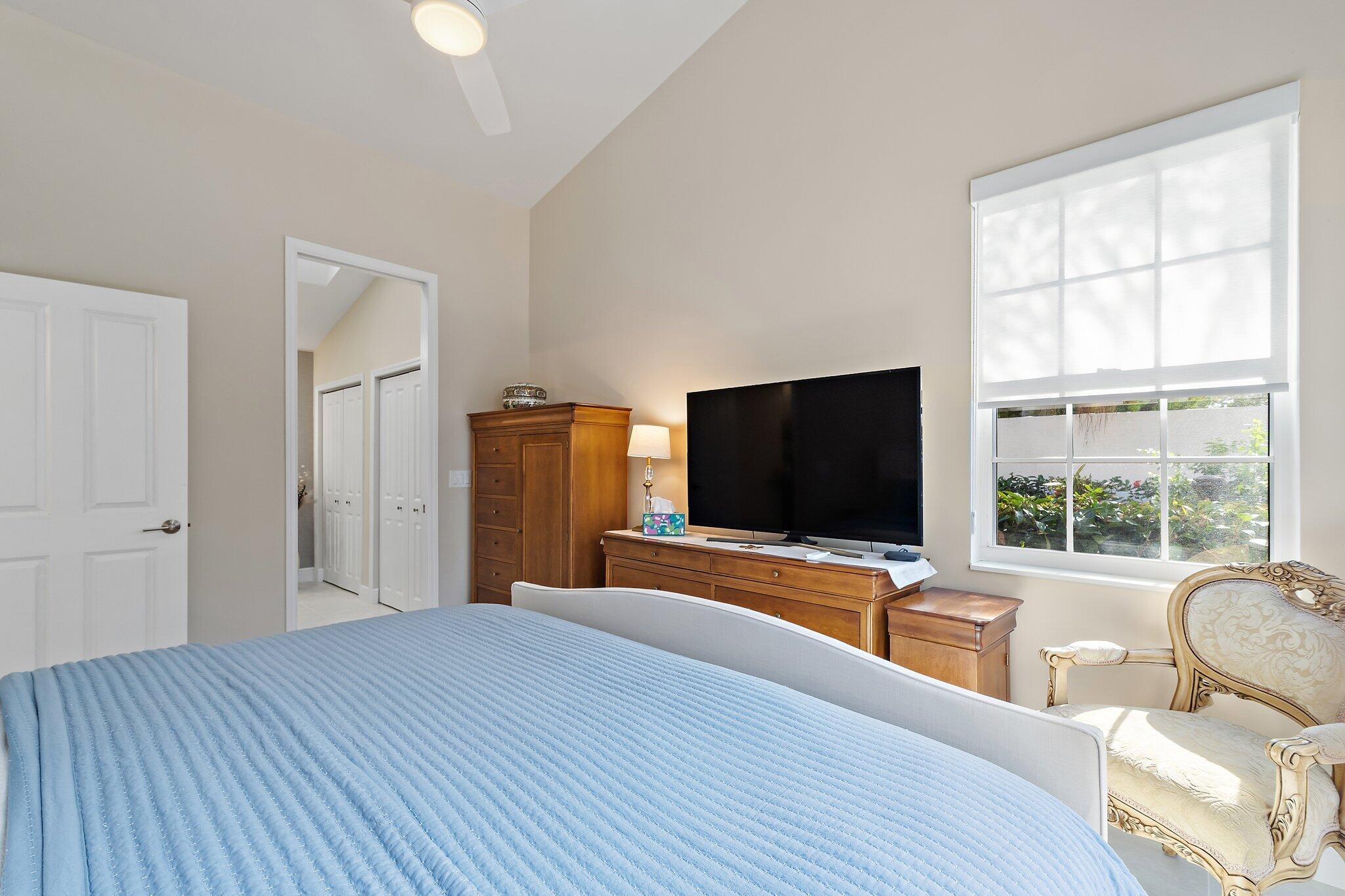 45 Via Verona Property Photo 22