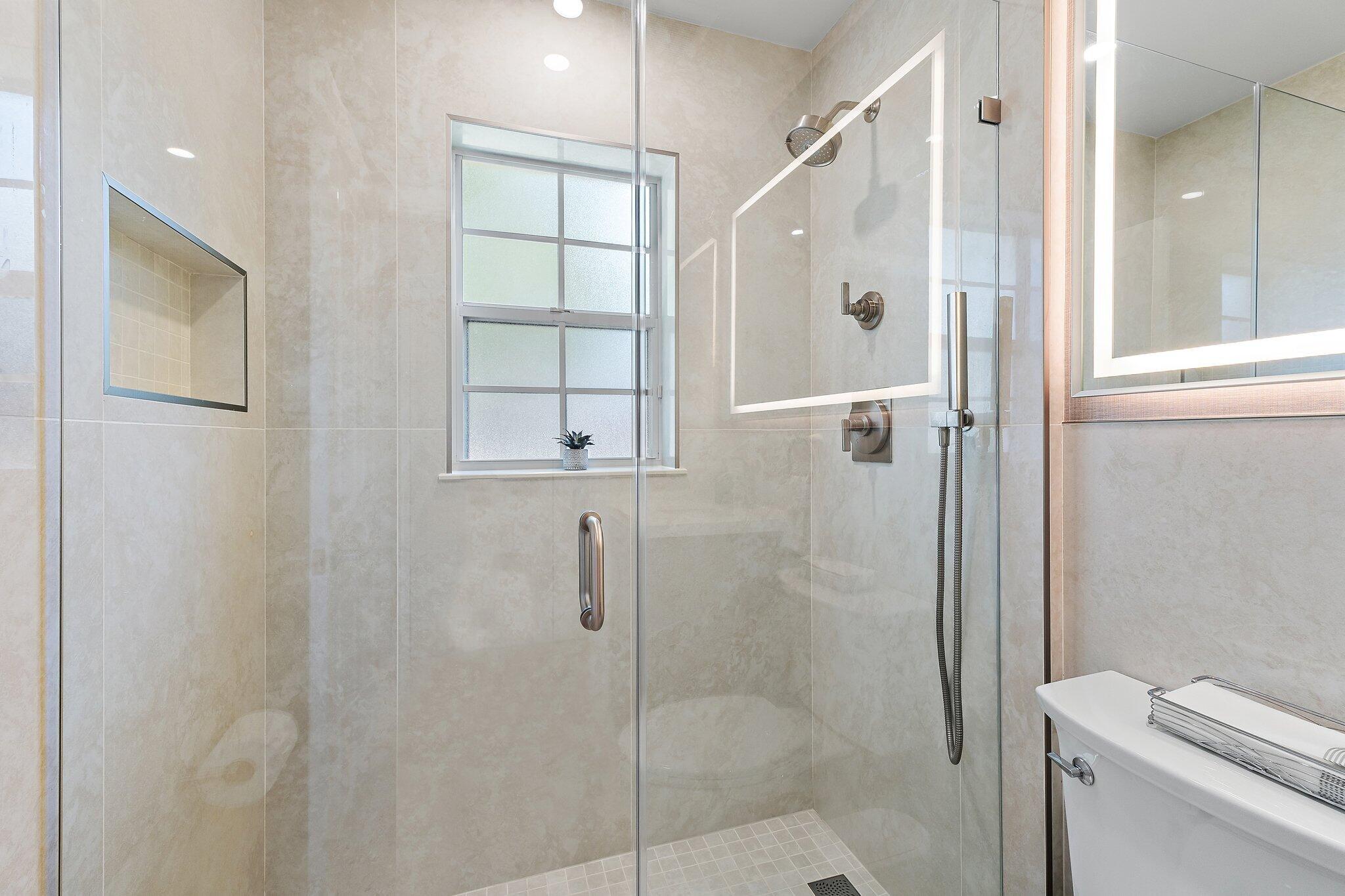 45 Via Verona Property Photo 31