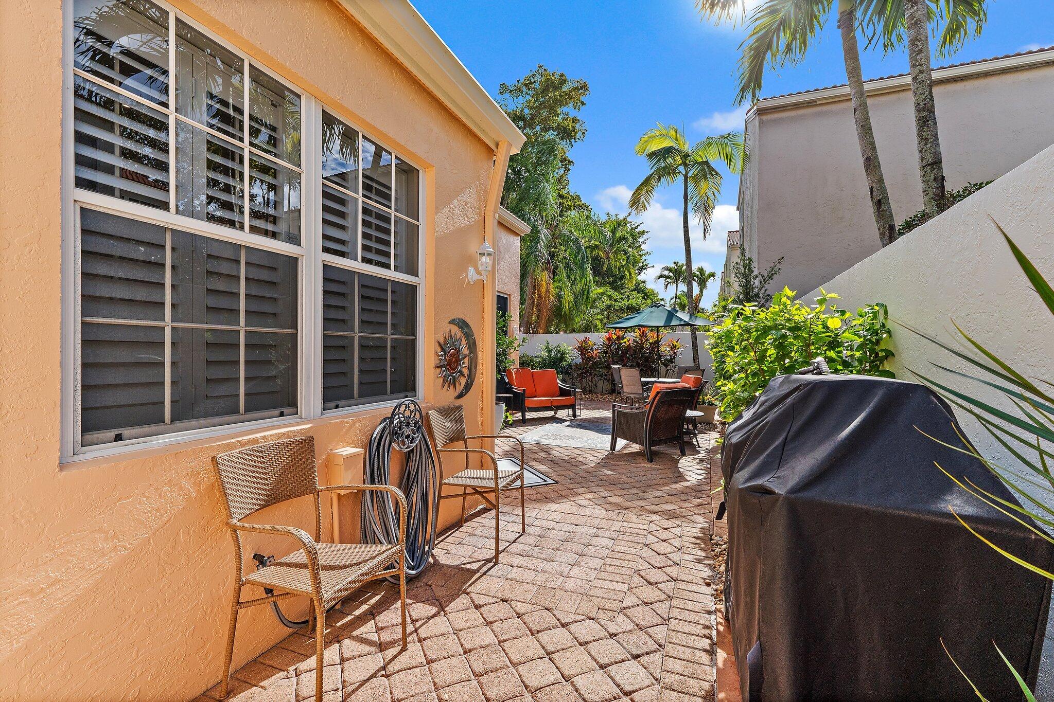 45 Via Verona Property Photo 32