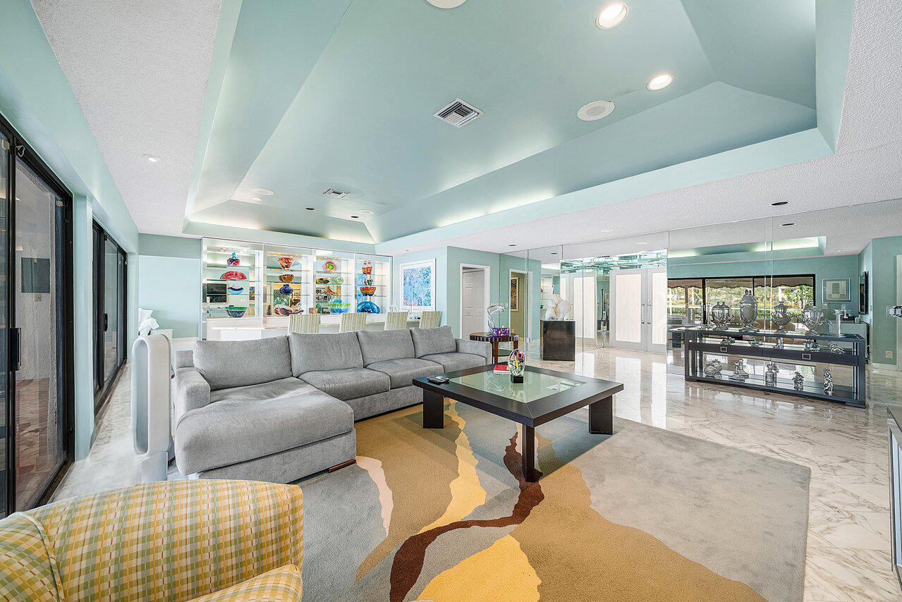4705 Tree Fern Drive Property Photo 10