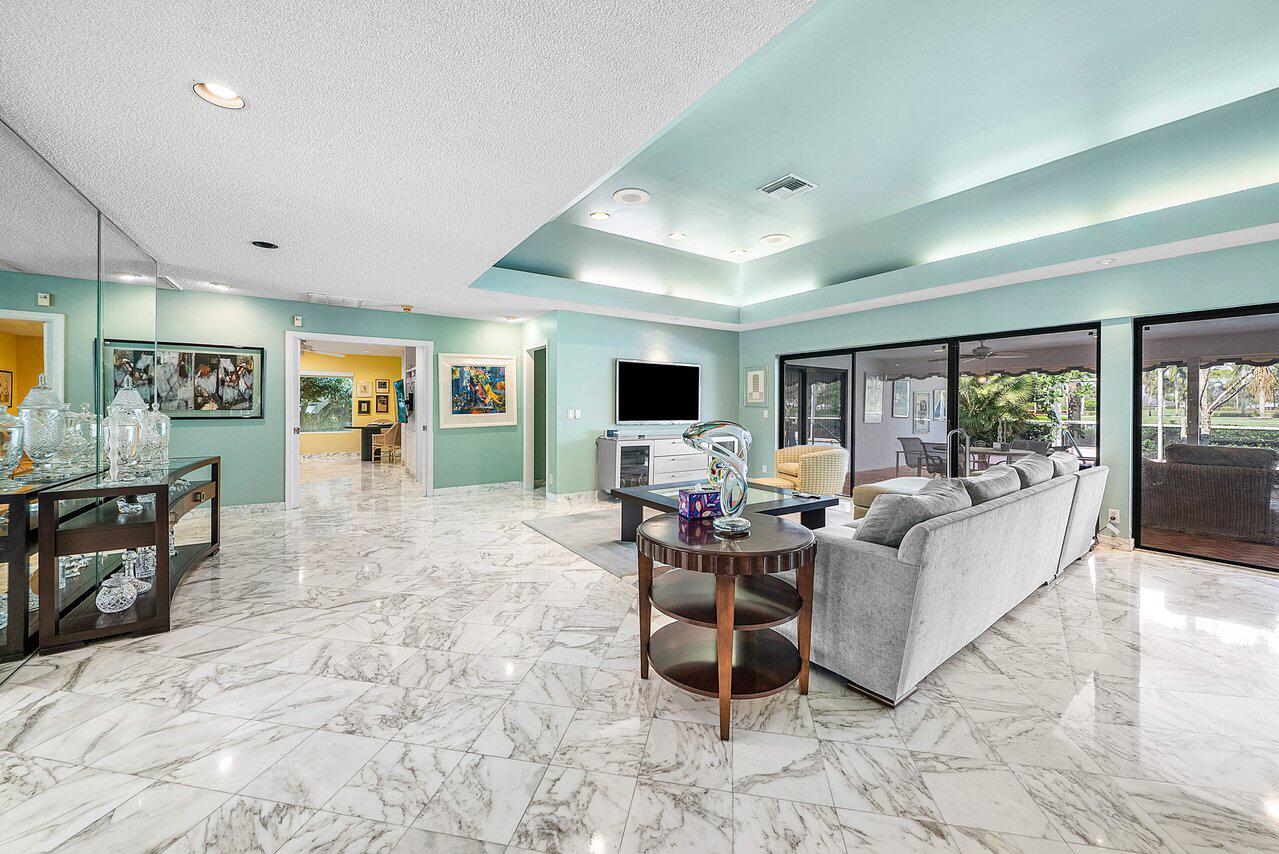 4705 Tree Fern Drive Property Photo 12