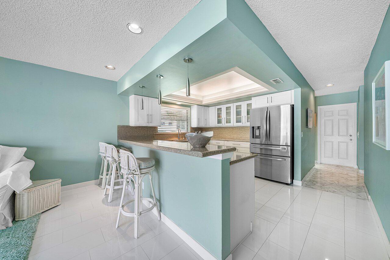 4705 Tree Fern Drive Property Photo 19