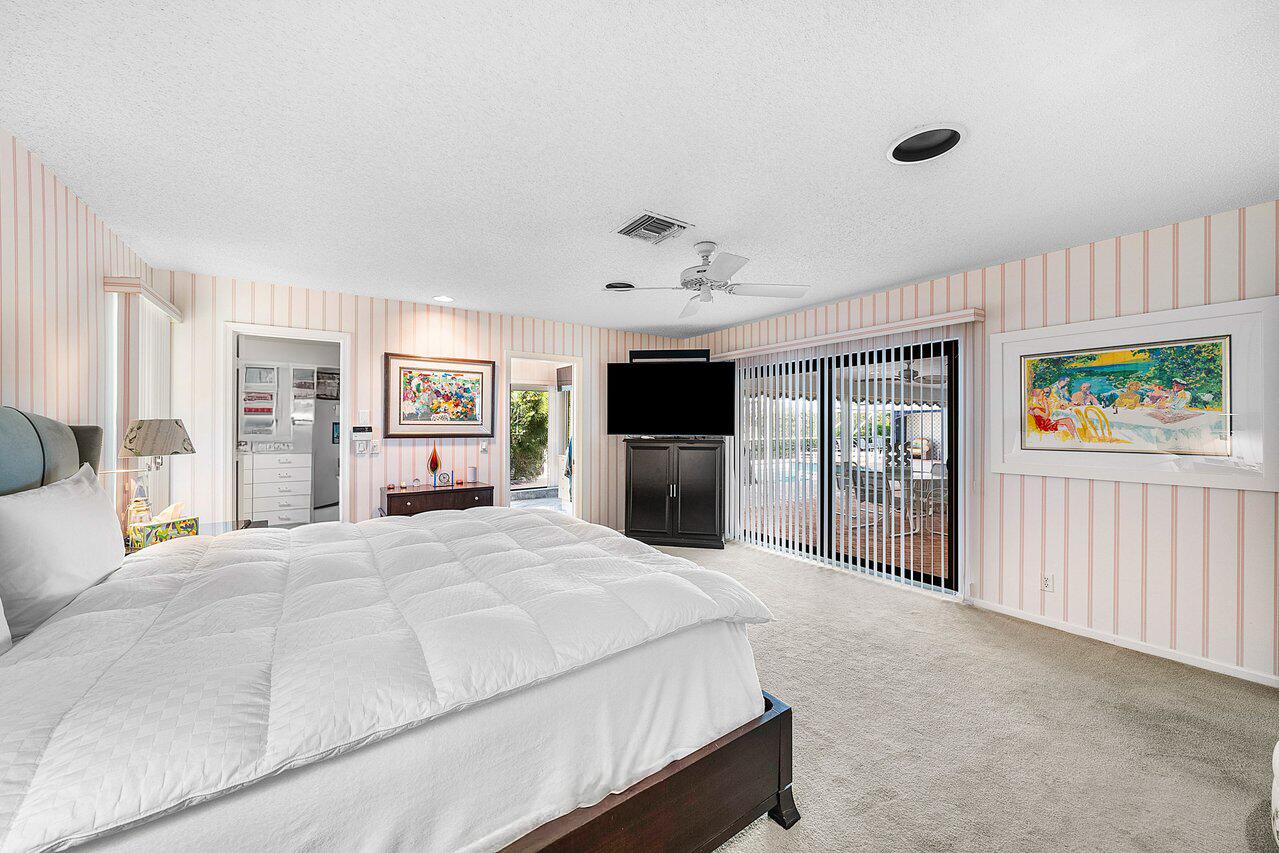 4705 Tree Fern Drive Property Photo 25