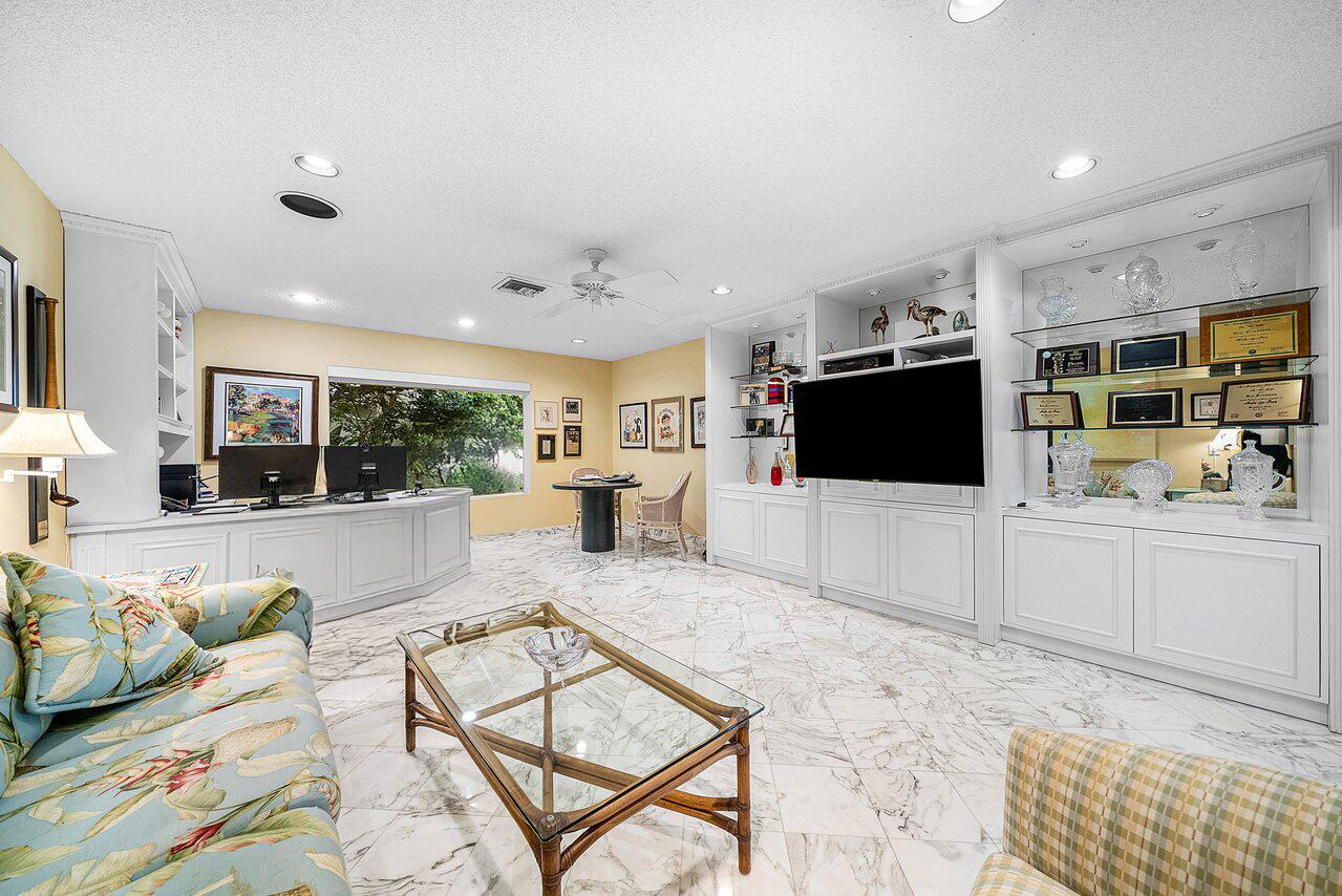 4705 Tree Fern Drive Property Photo 32