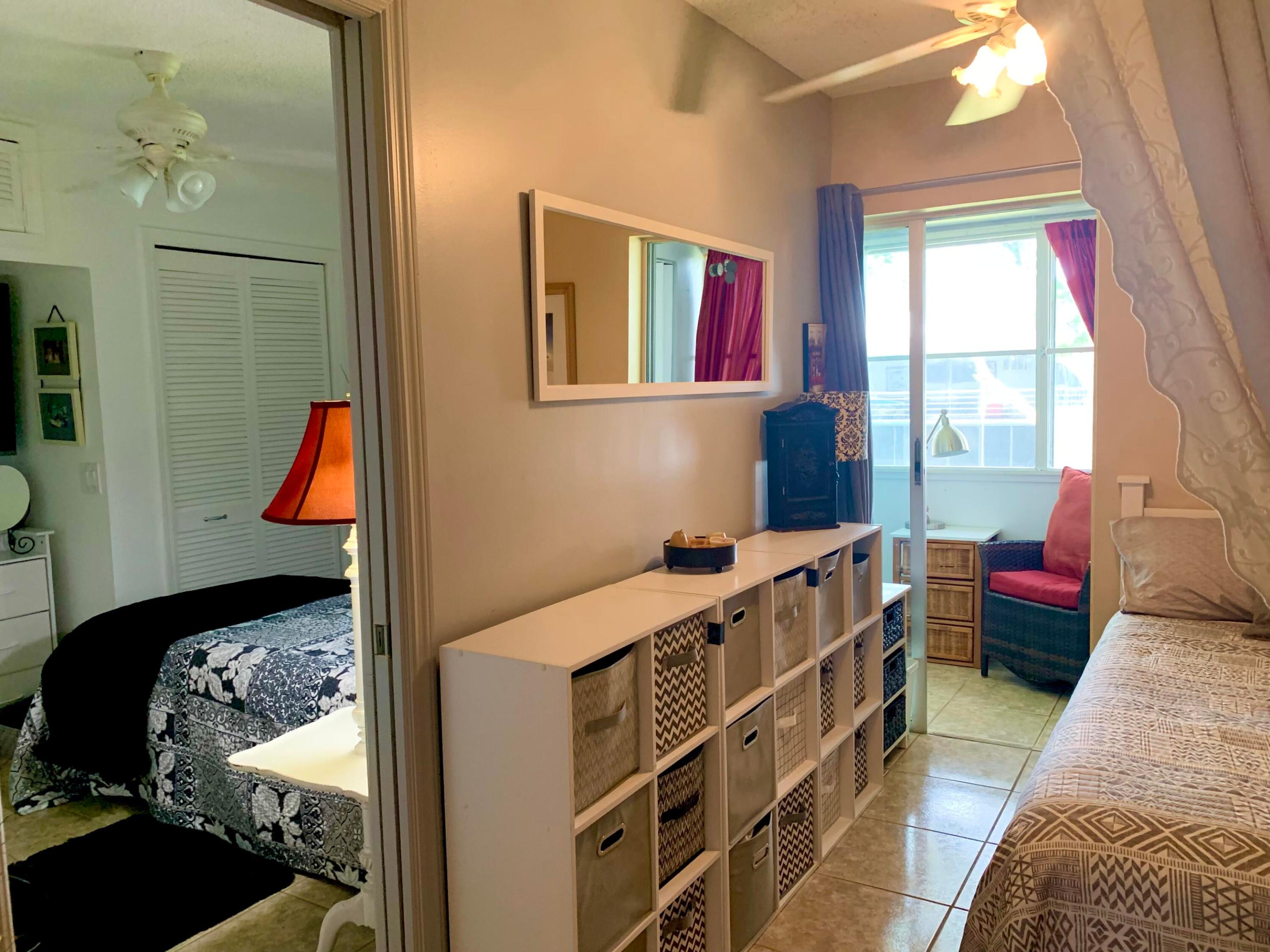 116 Canterbury E Property Photo 31