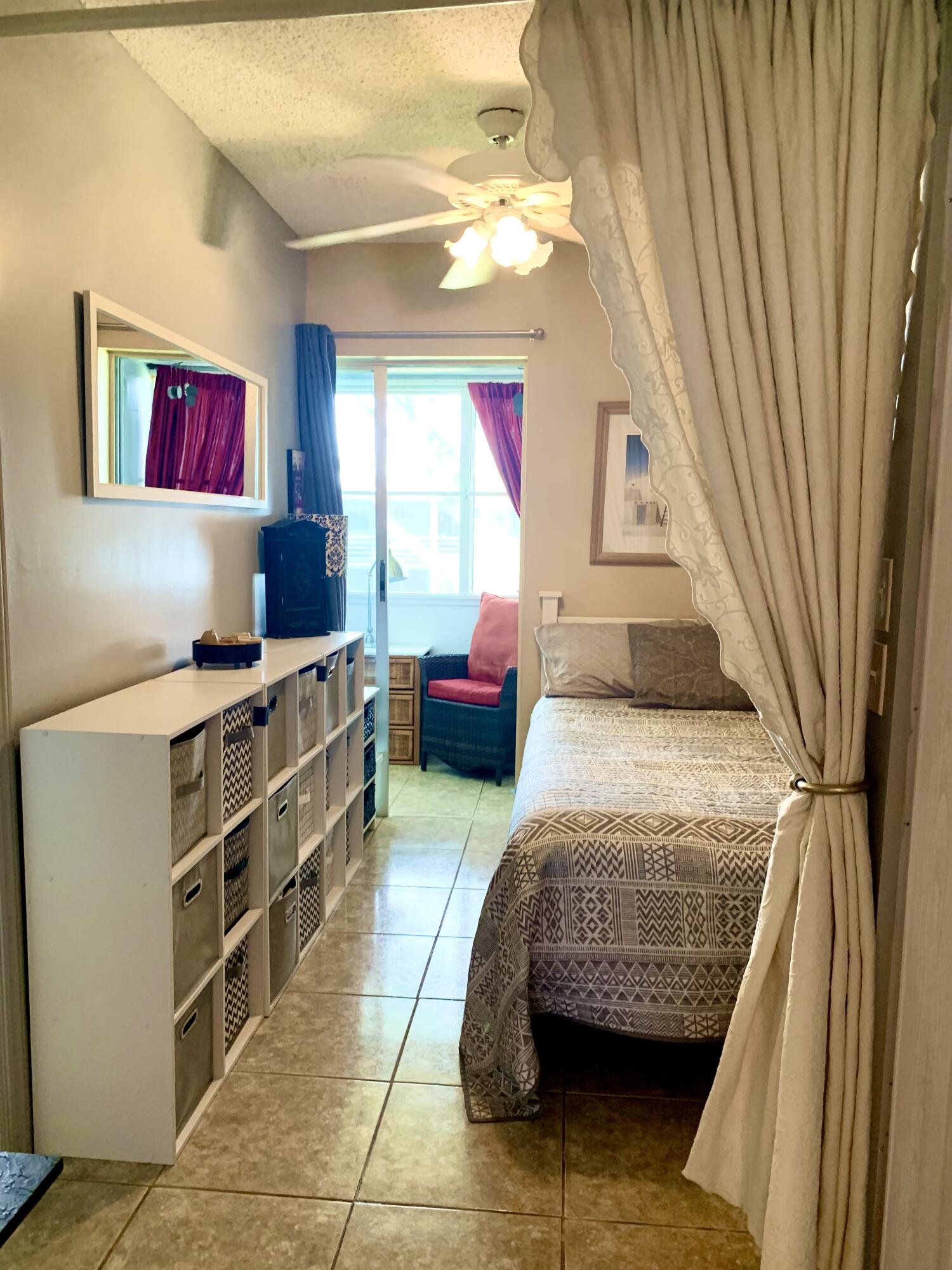 116 Canterbury E Property Photo 42