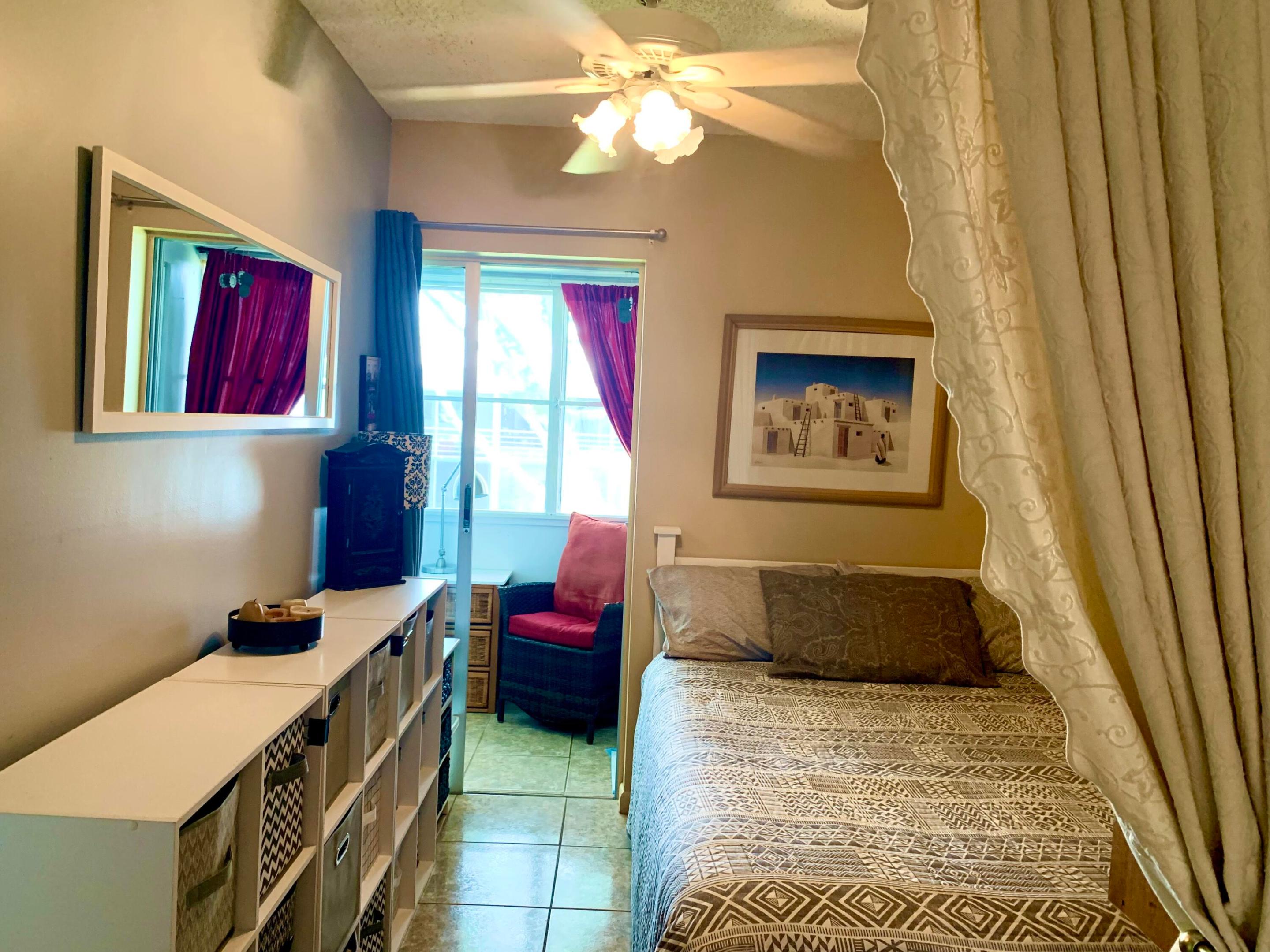 116 Canterbury E Property Photo 44
