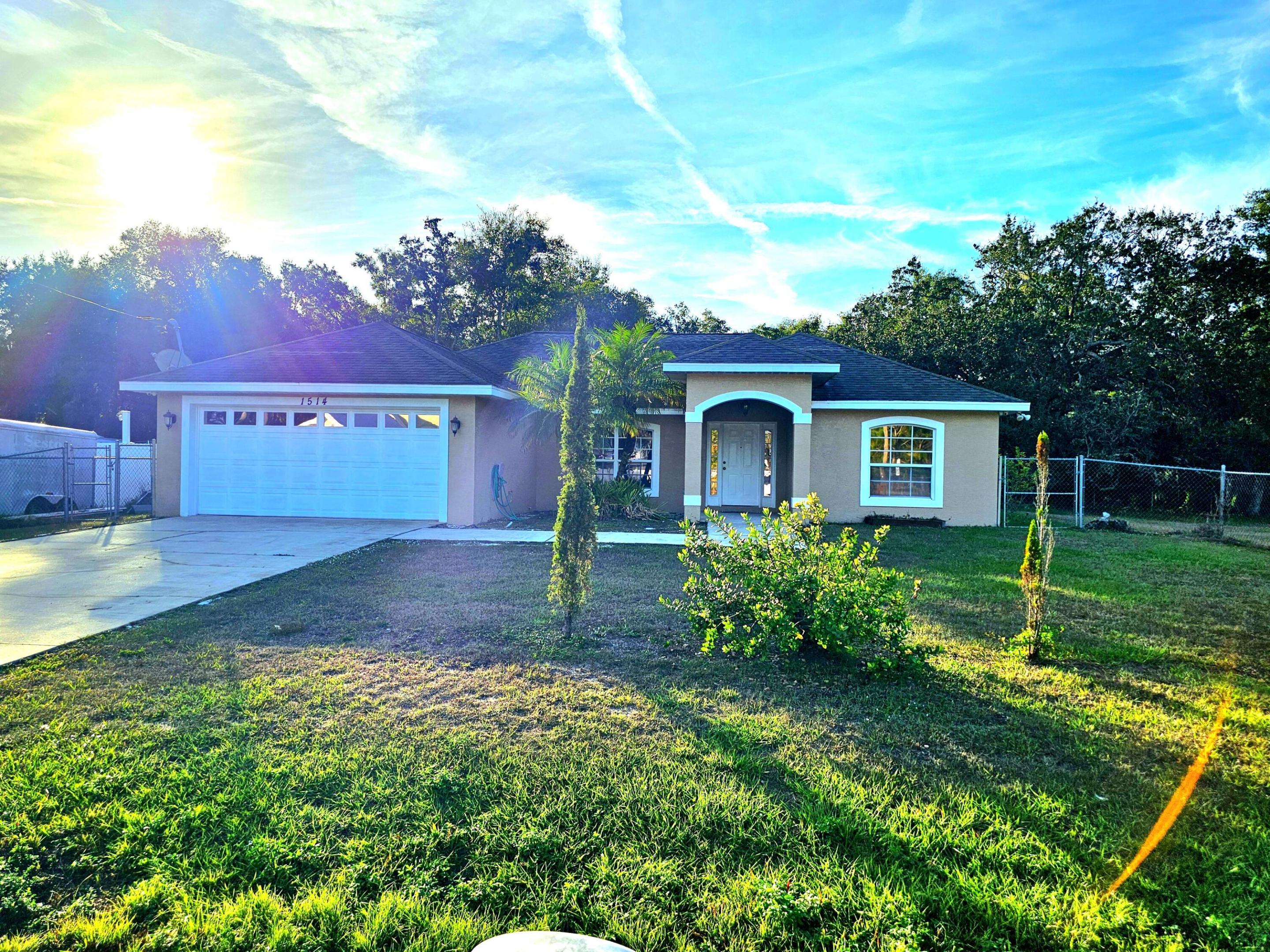 1514 Summer Road Property Photo 1