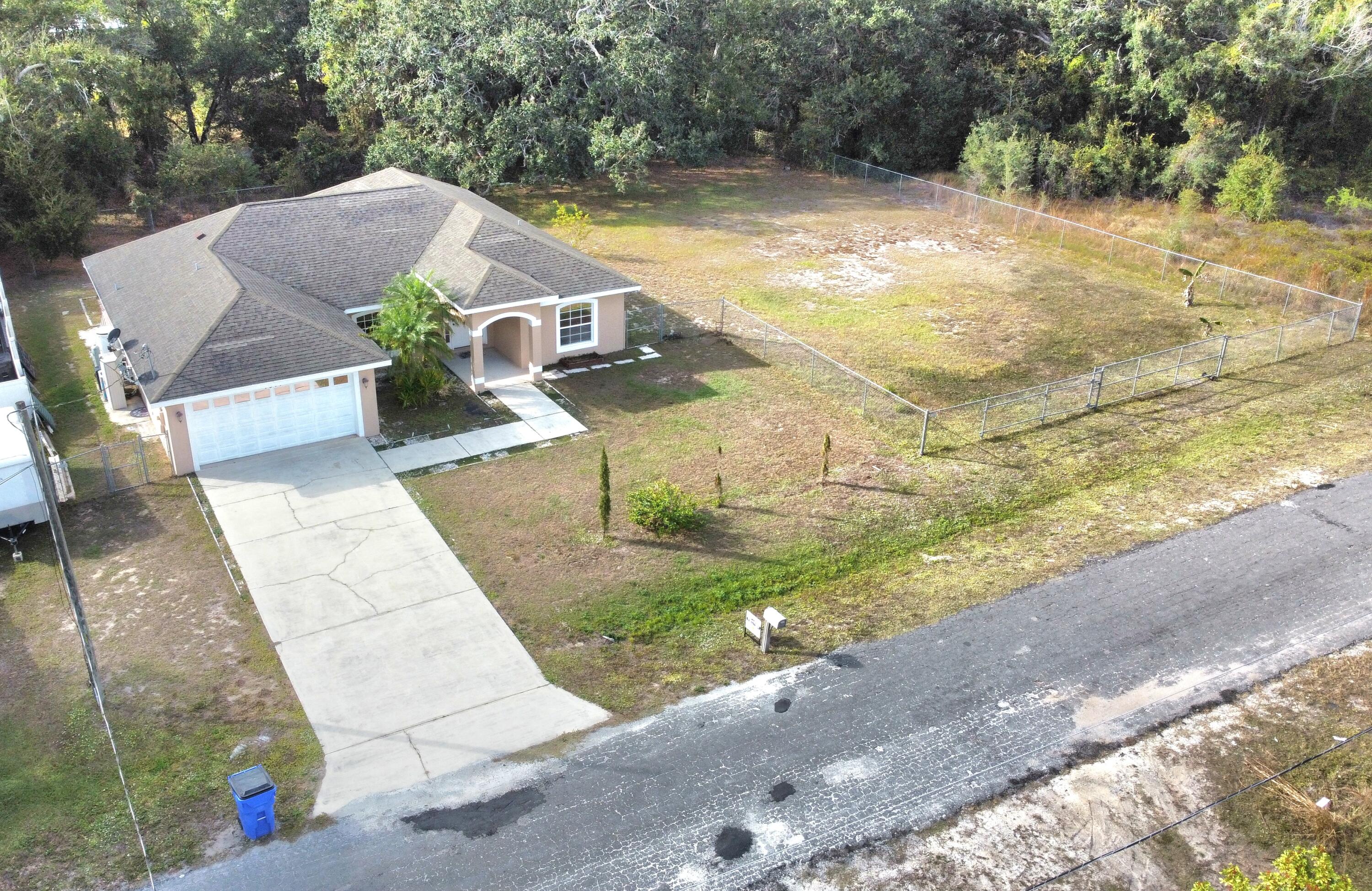 1514 Summer Road Property Photo 2