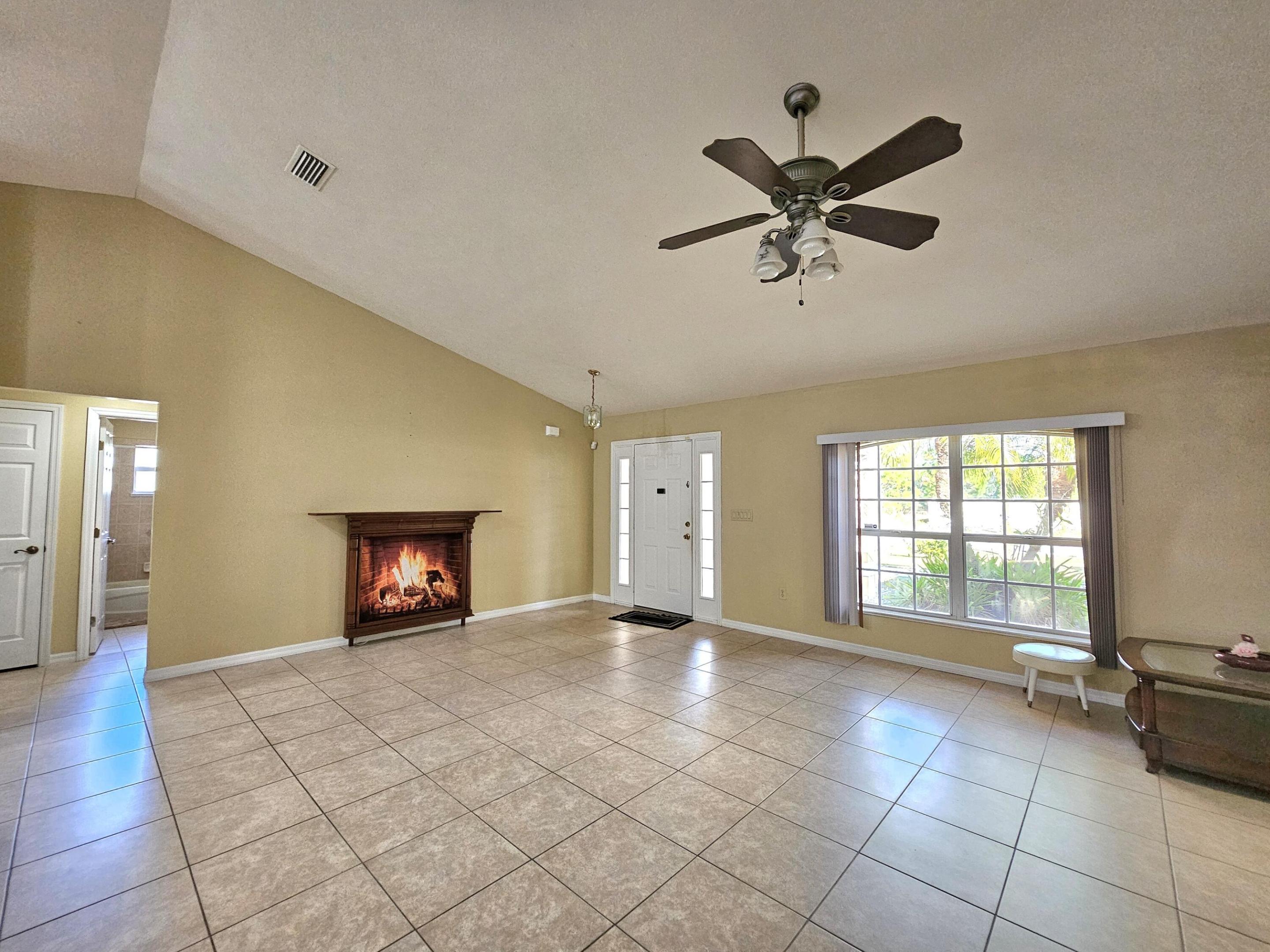 1514 Summer Road Property Photo 11