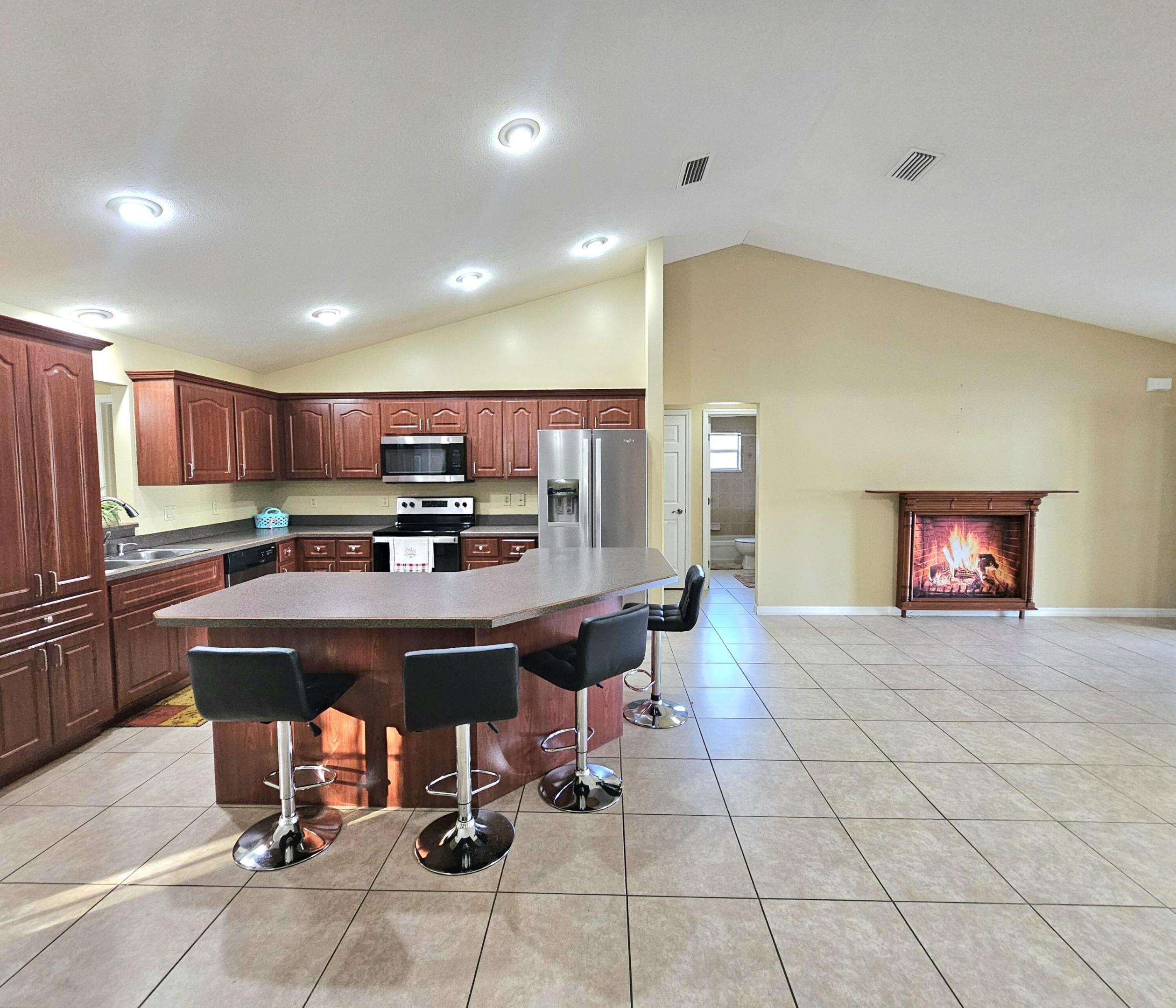 1514 Summer Road Property Photo 18