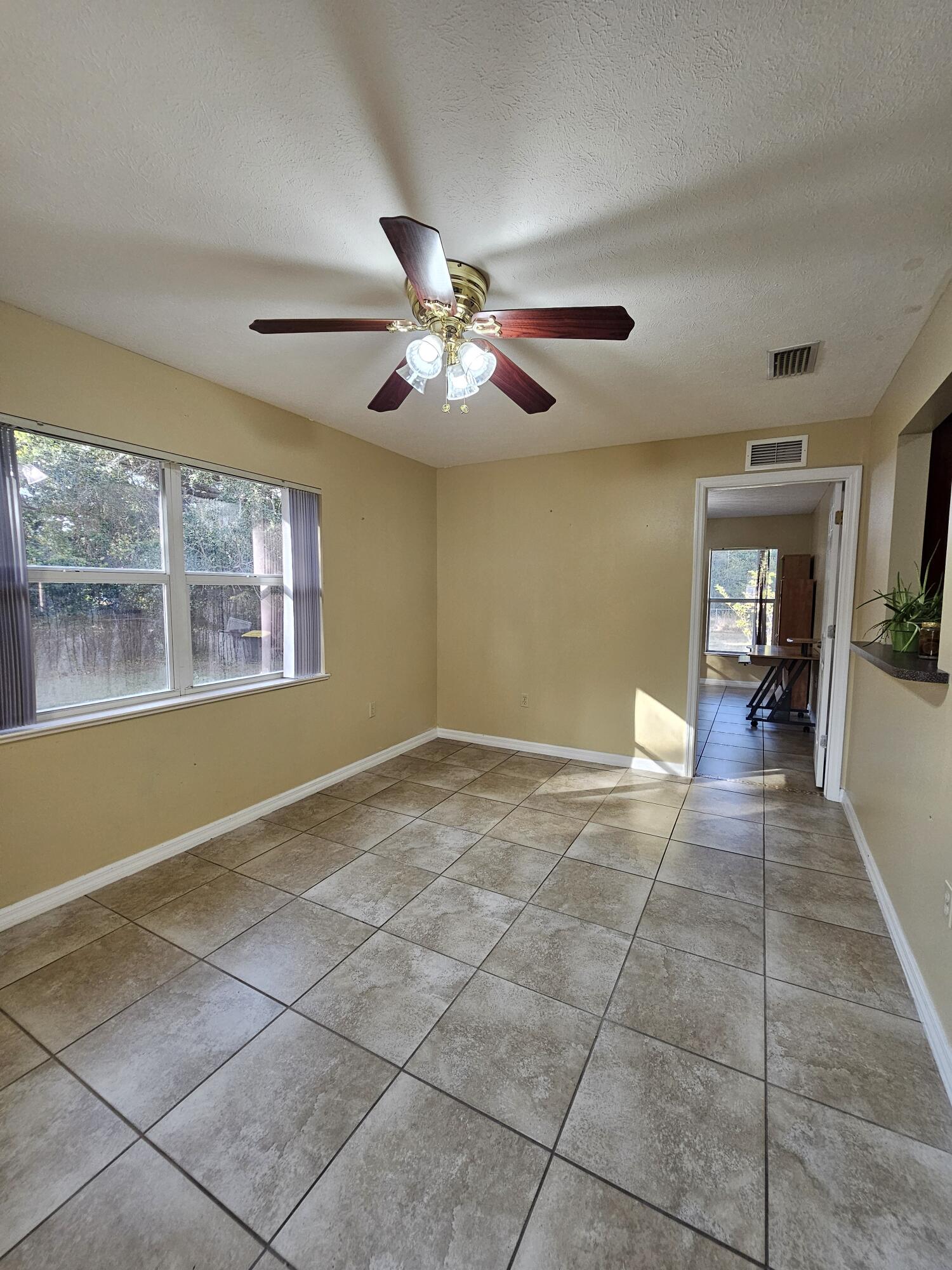 1514 Summer Road Property Photo 23