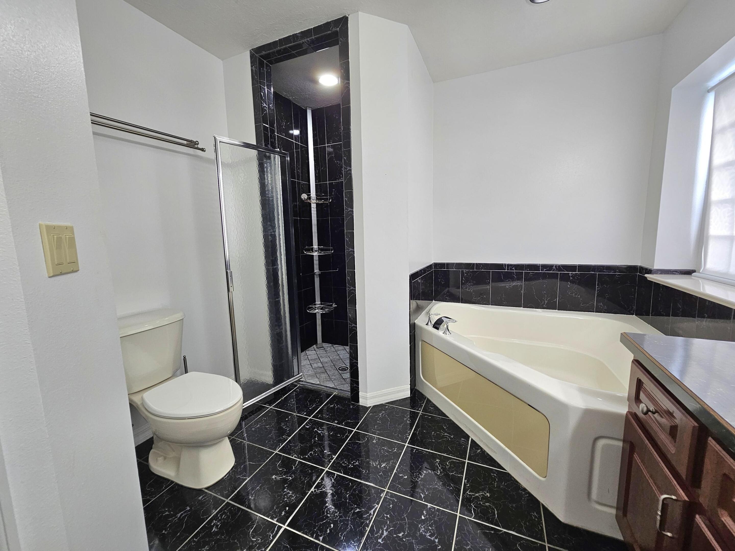 1514 Summer Road Property Photo 27