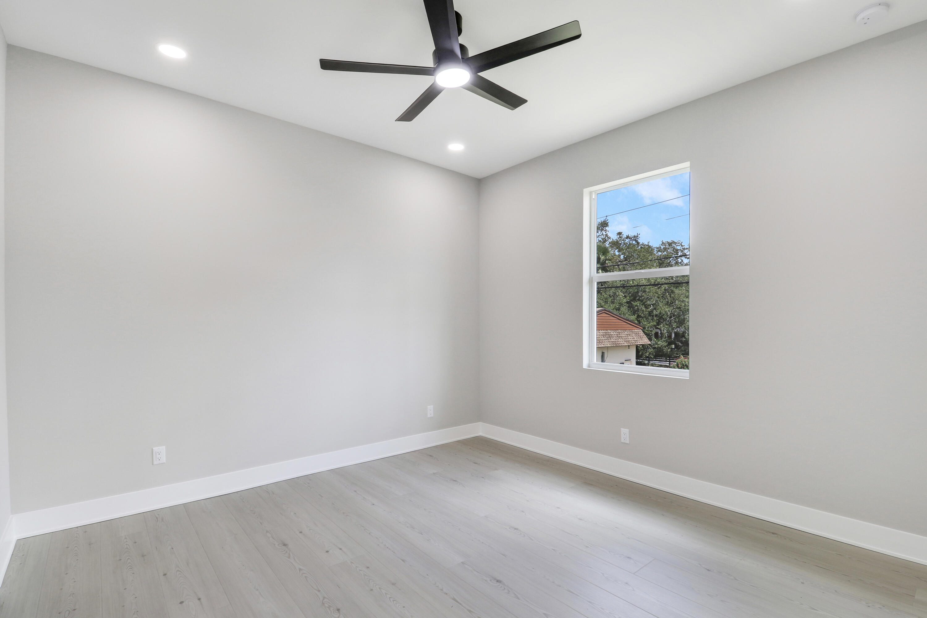 1023 Ne Orange Avenue Property Photo 27