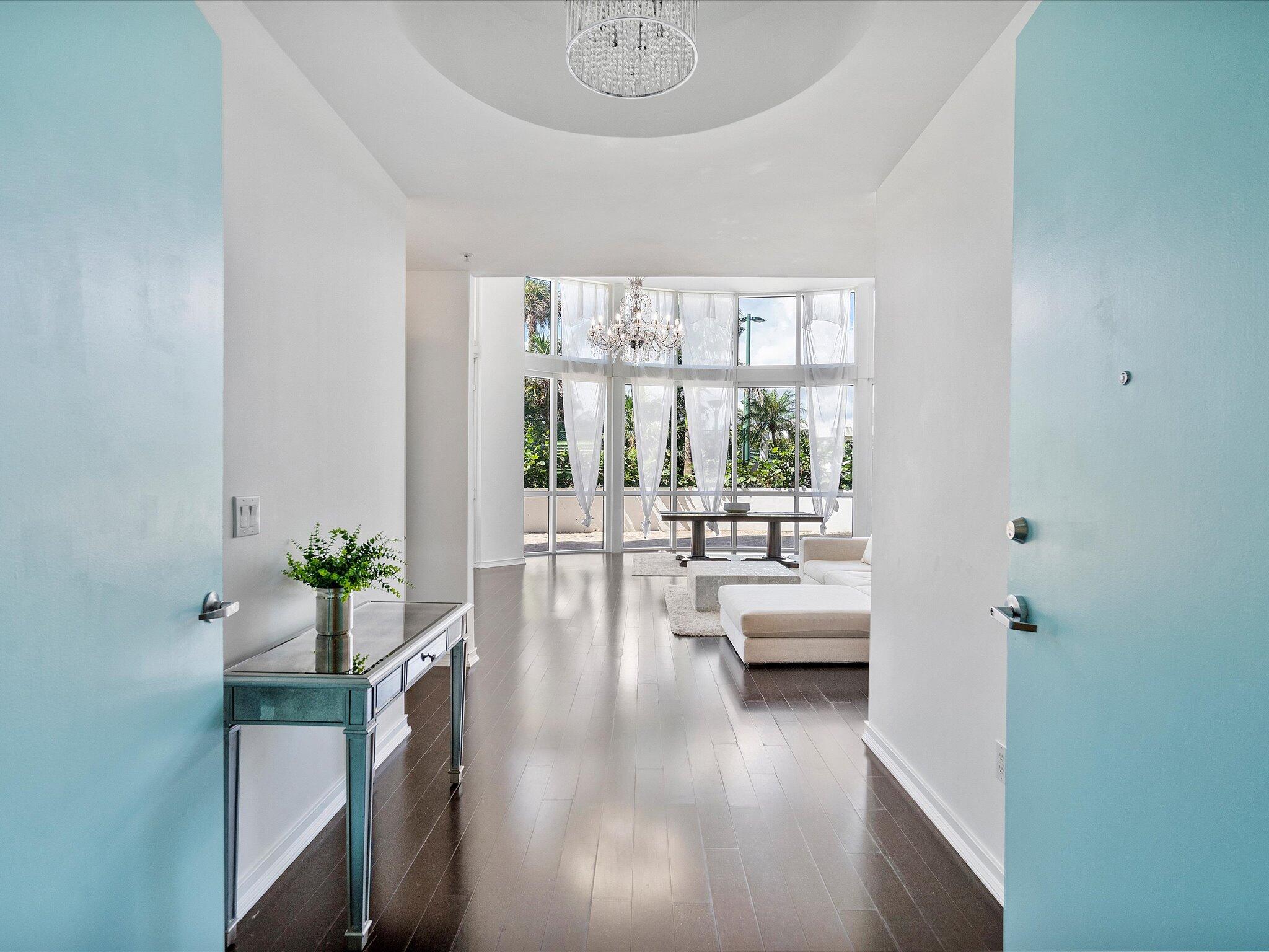 18101 Collins Avenue 401 Property Photo 4