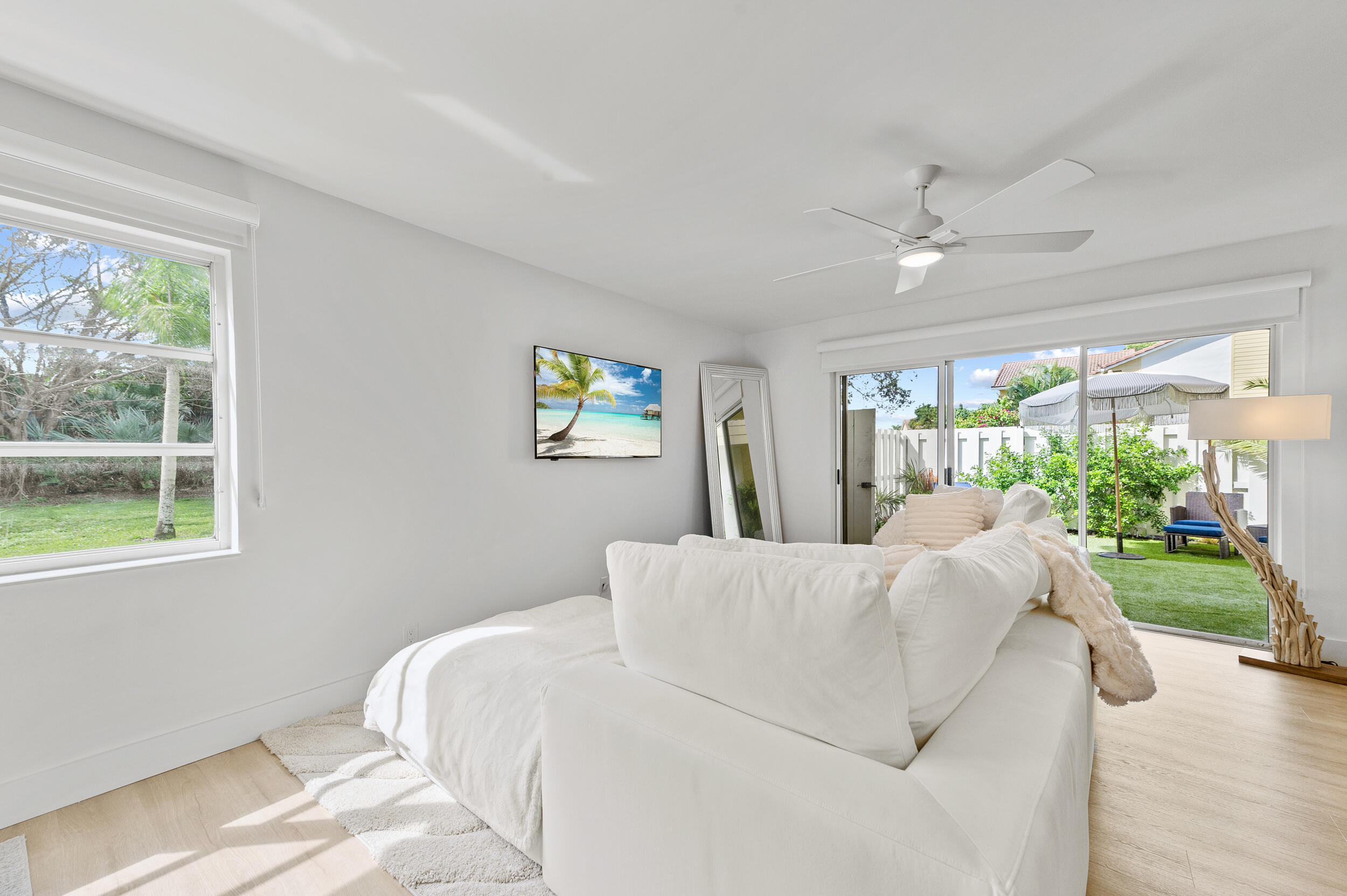 288 Seabreeze Circle Property Photo 8