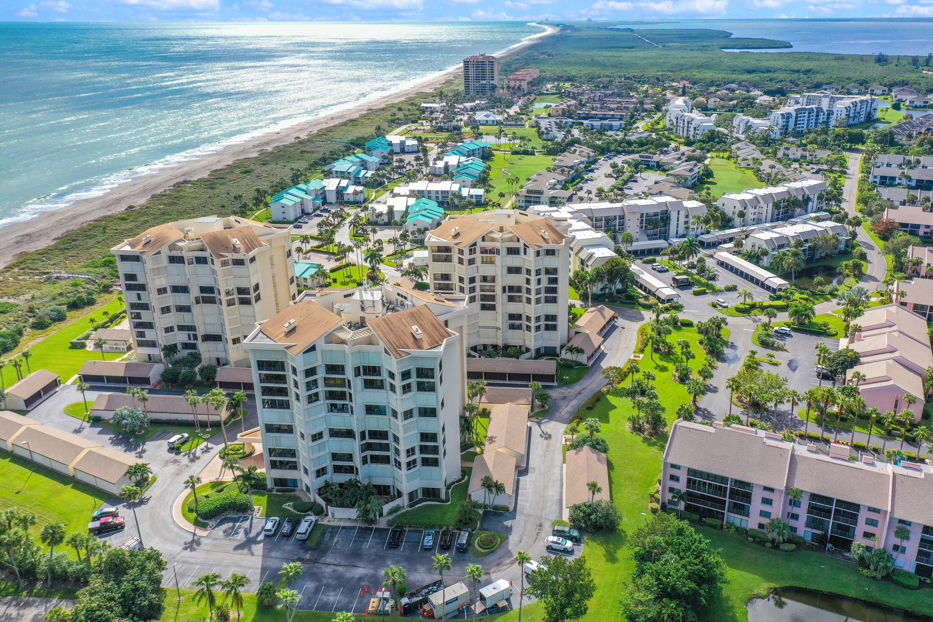 2400 S Ocean Drive 4304 Property Photo 4