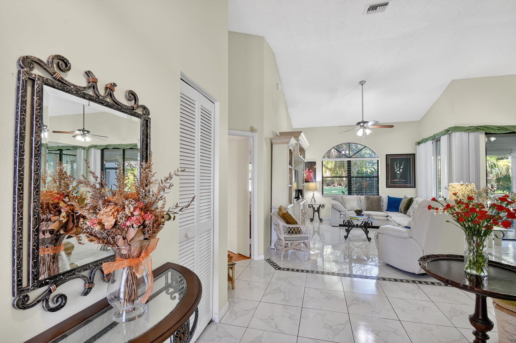7147 Le Chalet Boulevard Property Photo 6