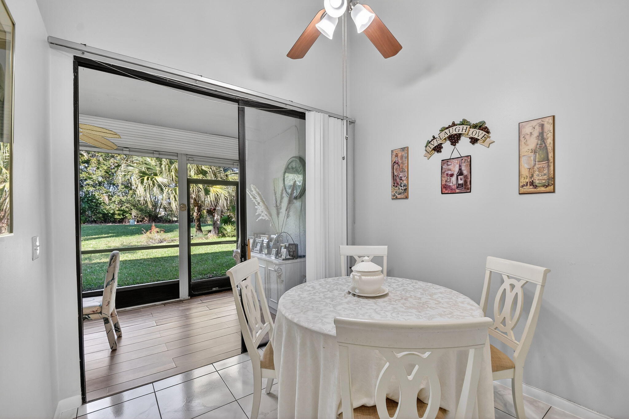7147 Le Chalet Boulevard Property Photo 18