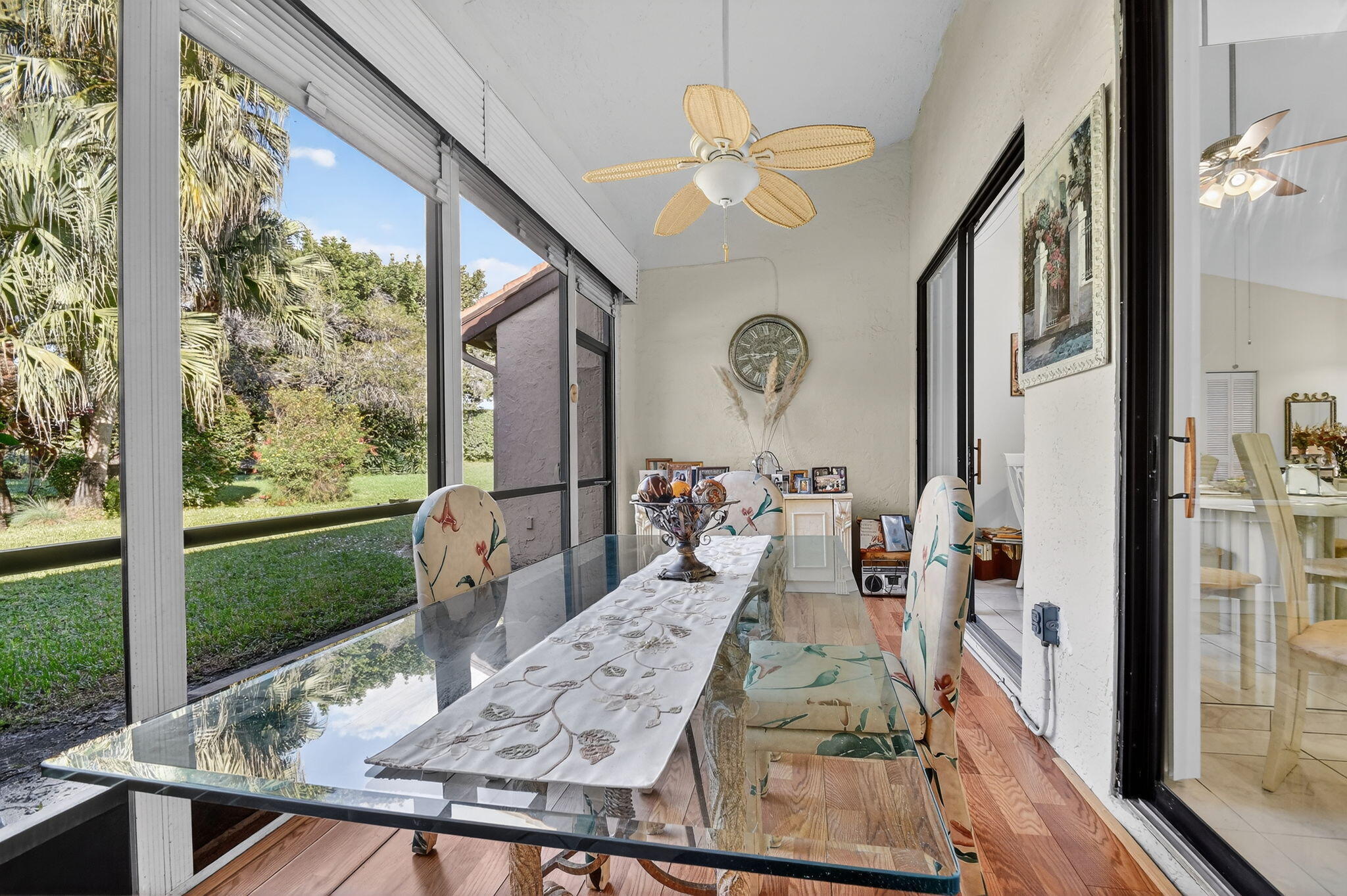 7147 Le Chalet Boulevard Property Photo 22