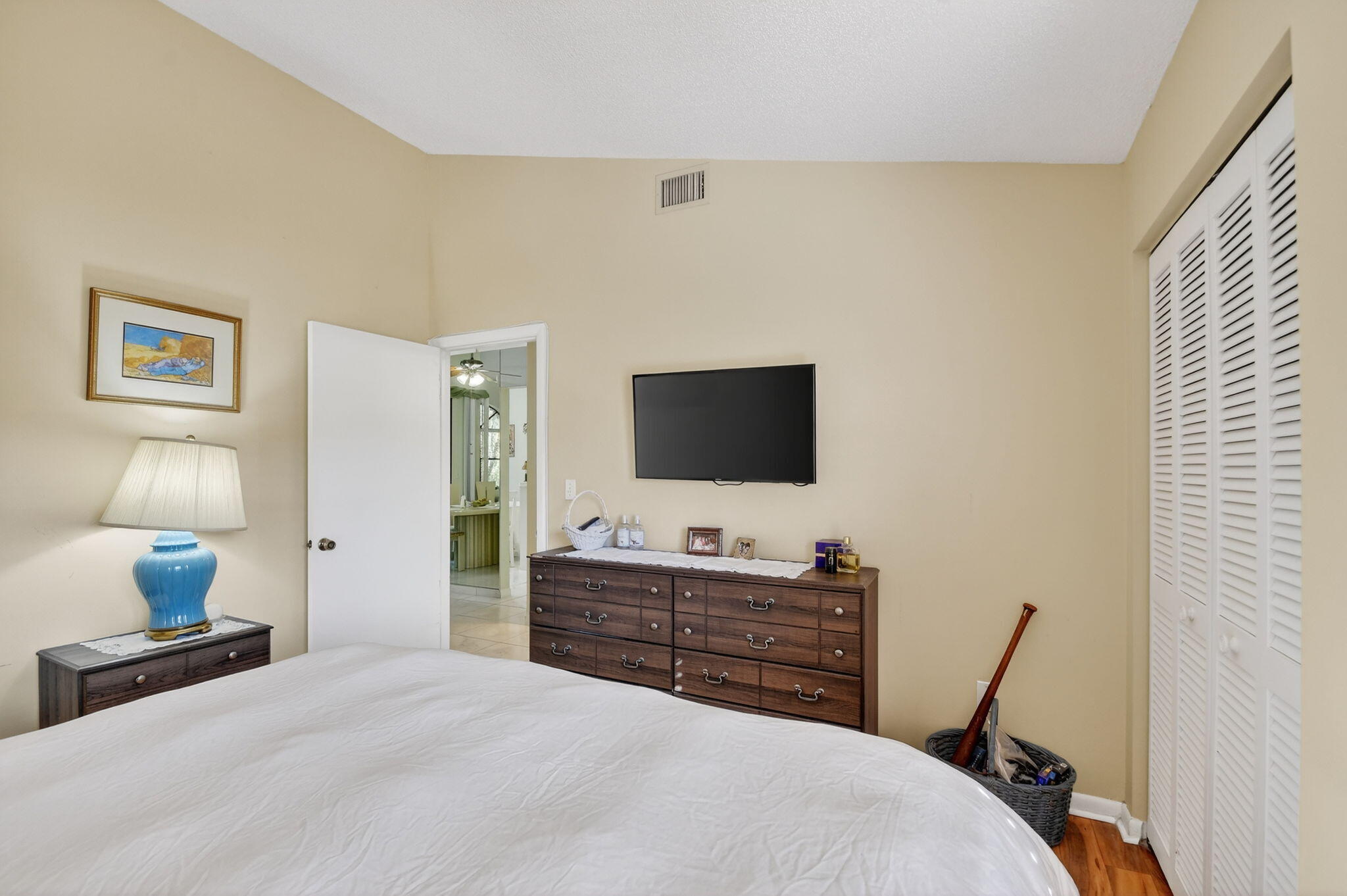 7147 Le Chalet Boulevard Property Photo 36