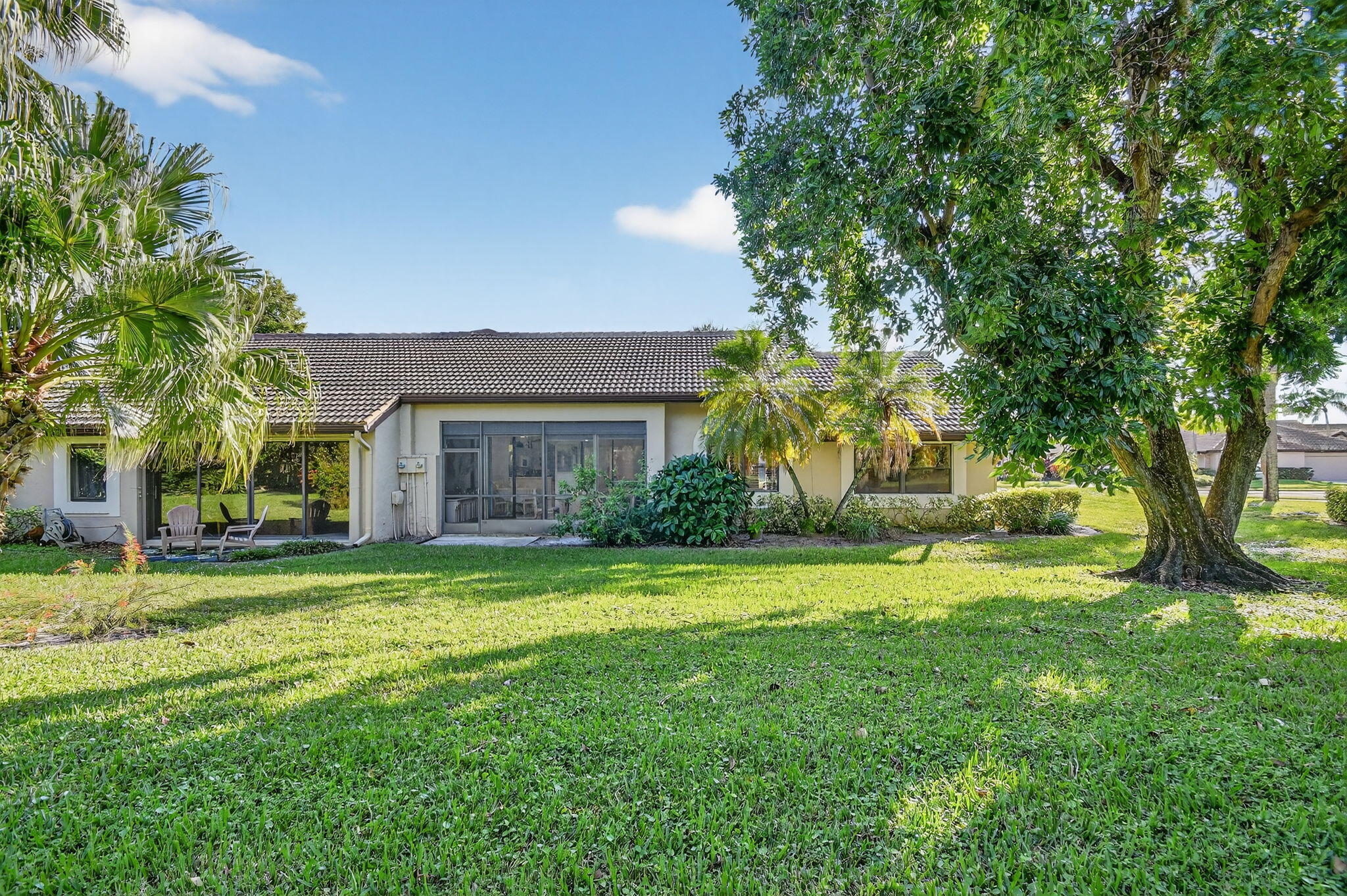 7147 Le Chalet Boulevard Property Photo 43