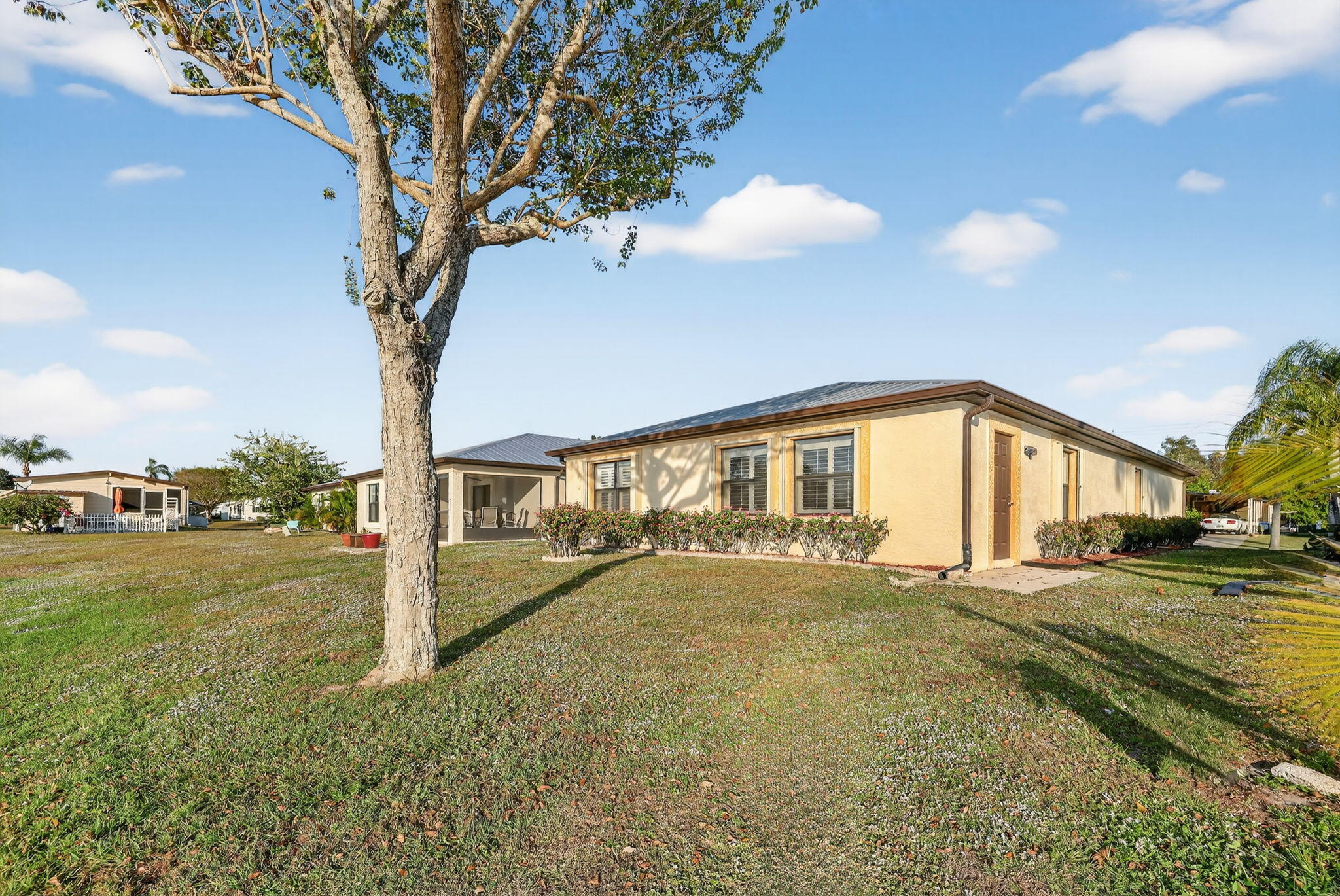 24 Azul Property Photo 4