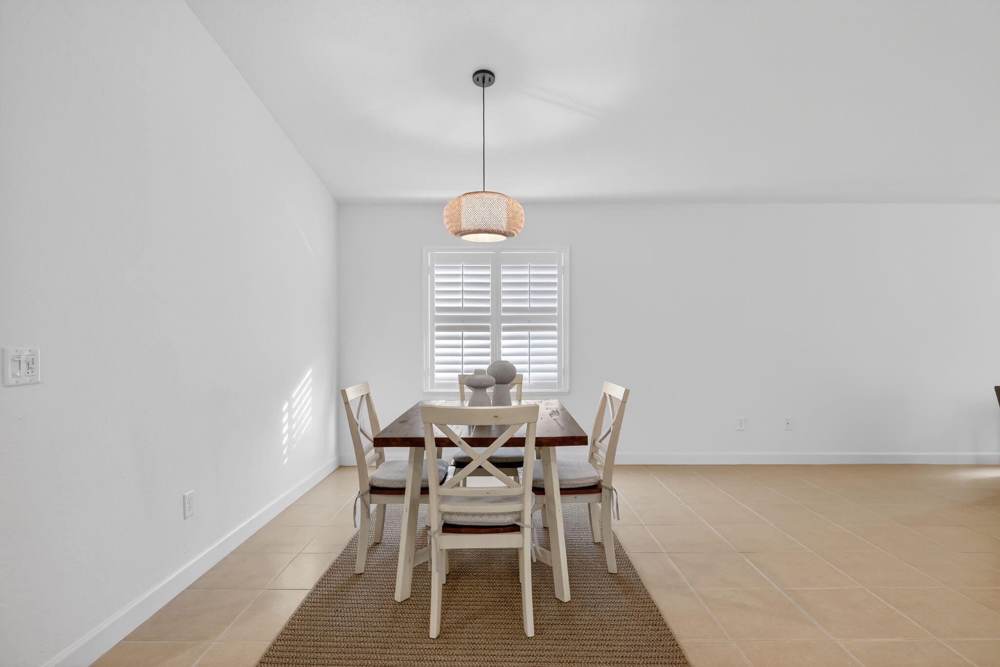 24 Azul Property Photo 11