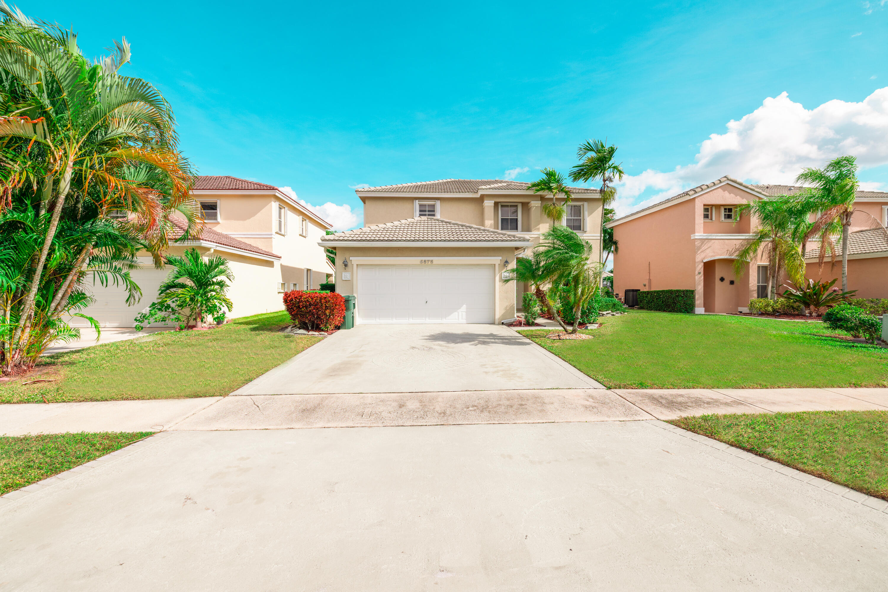 6575 Spring Meadow Drive Property Photo 1