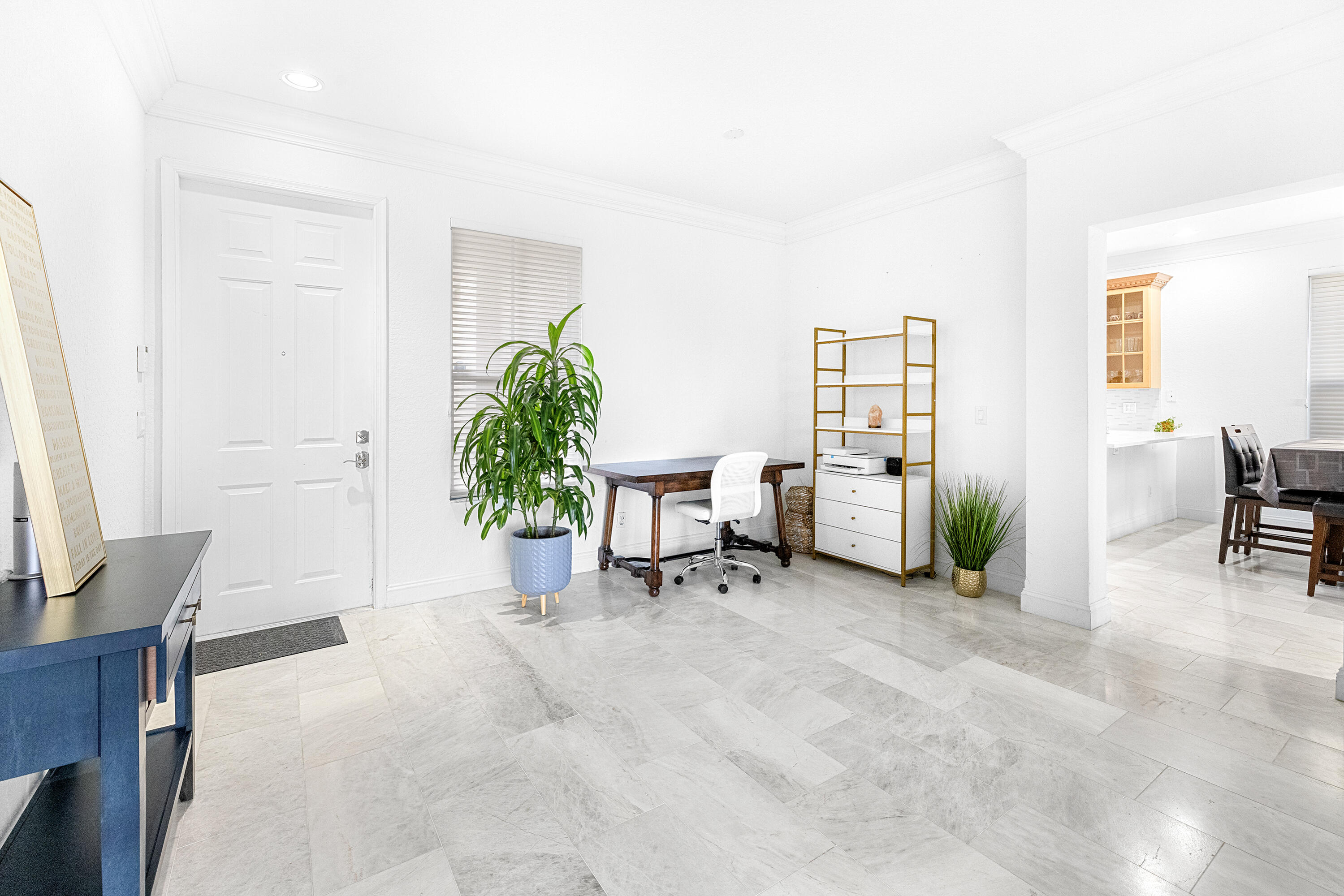 6575 Spring Meadow Drive Property Photo 7