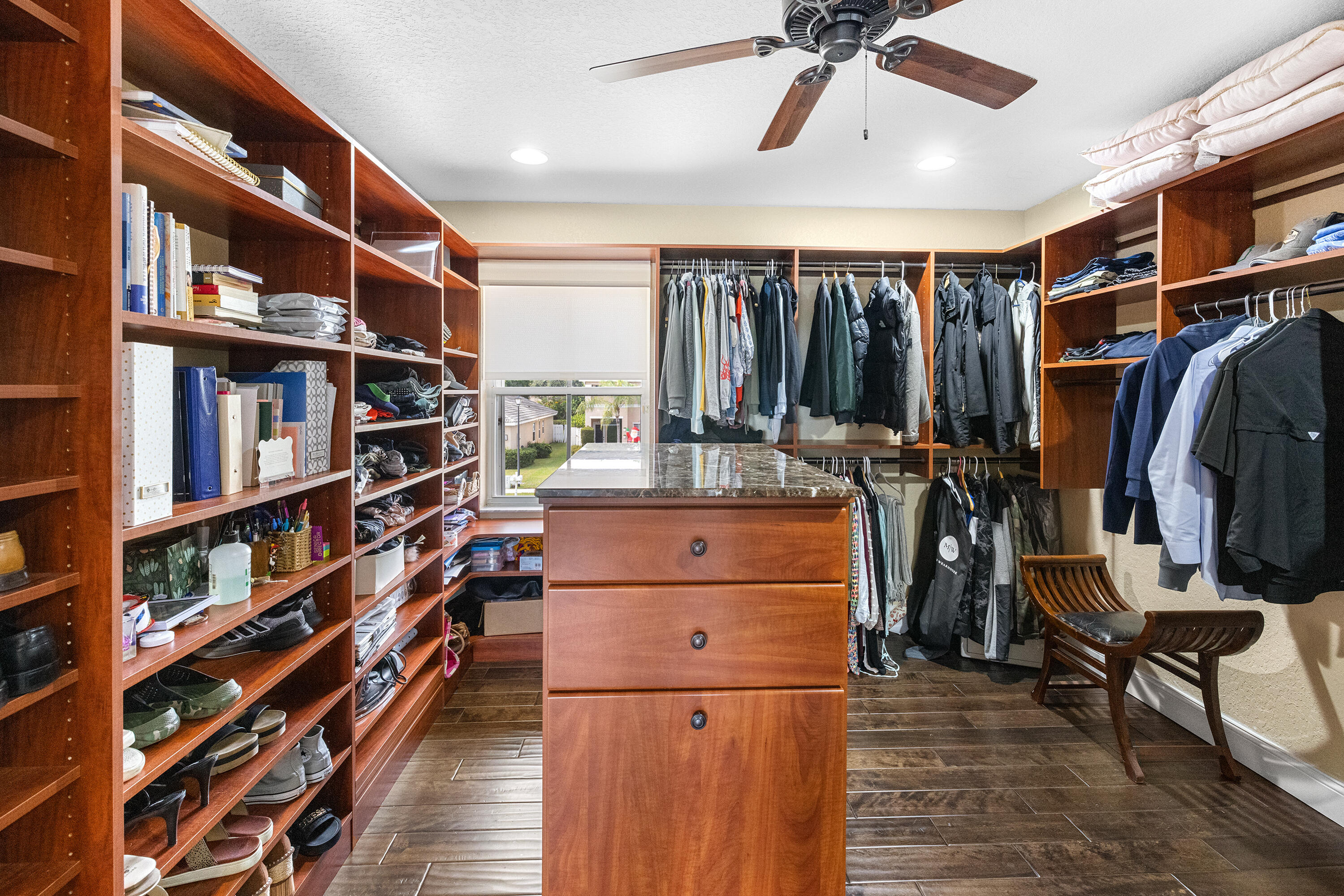 6575 Spring Meadow Drive Property Photo 21