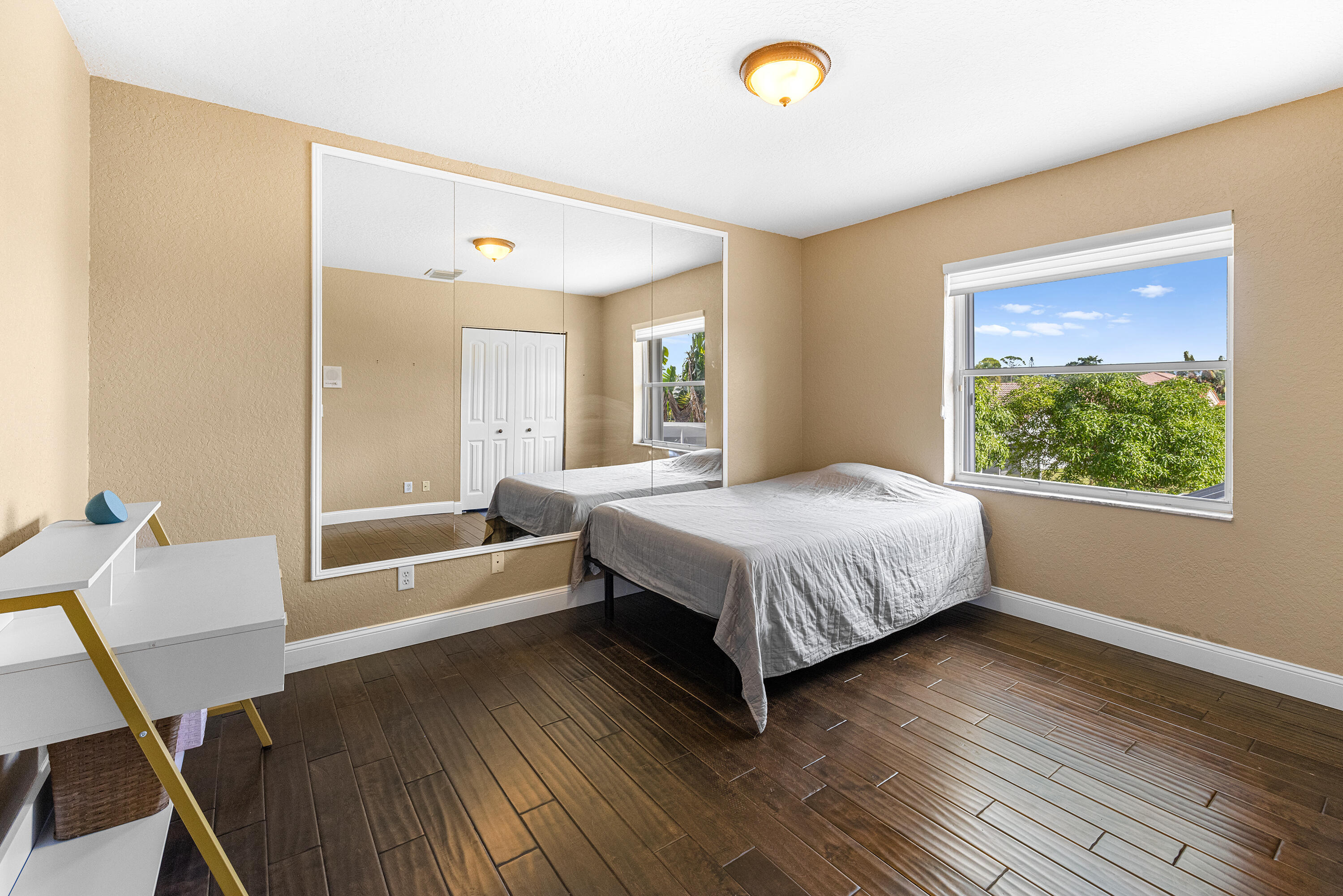 6575 Spring Meadow Drive Property Photo 26