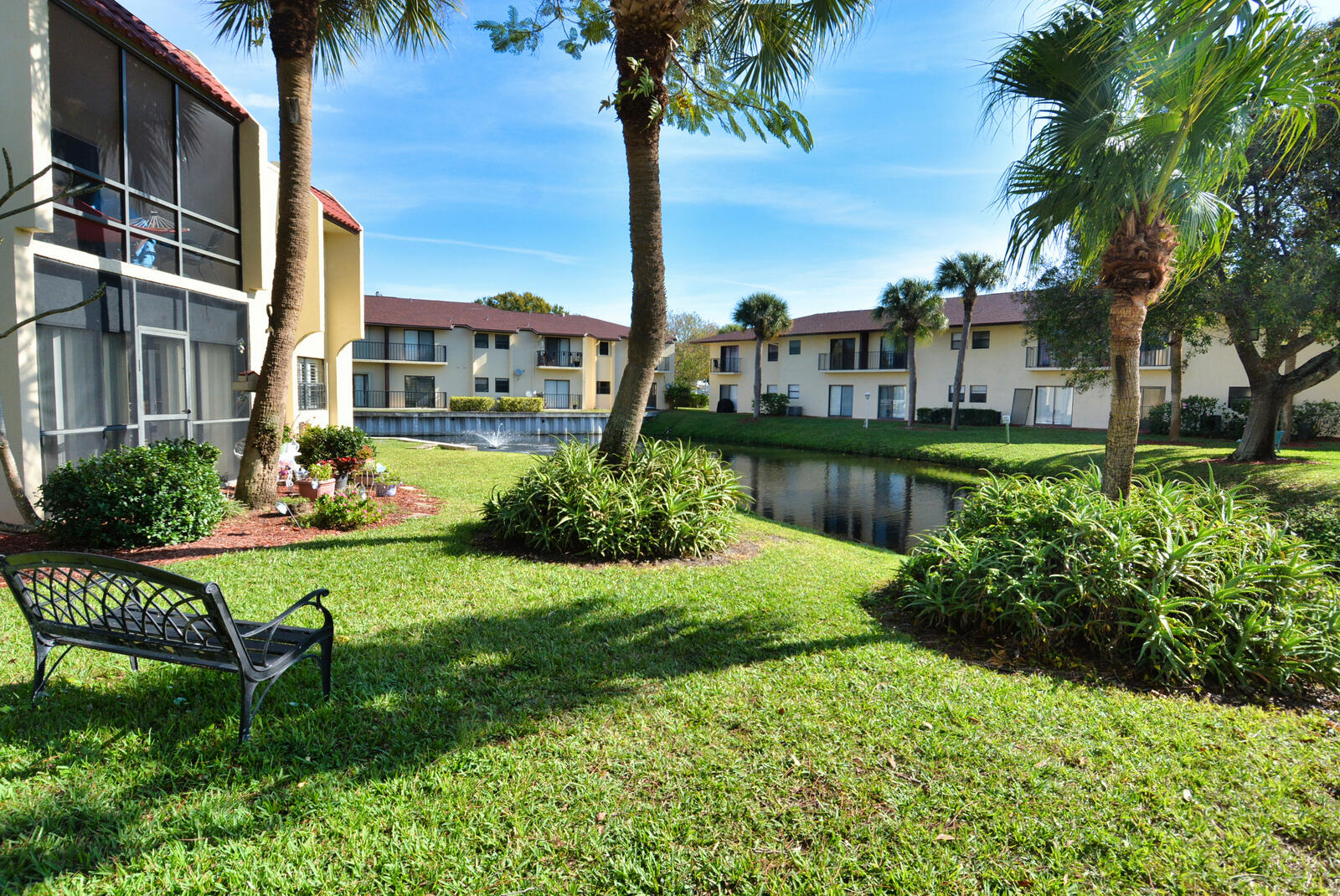 2050 Oleander Boulevard 5-306 Property Photo 2