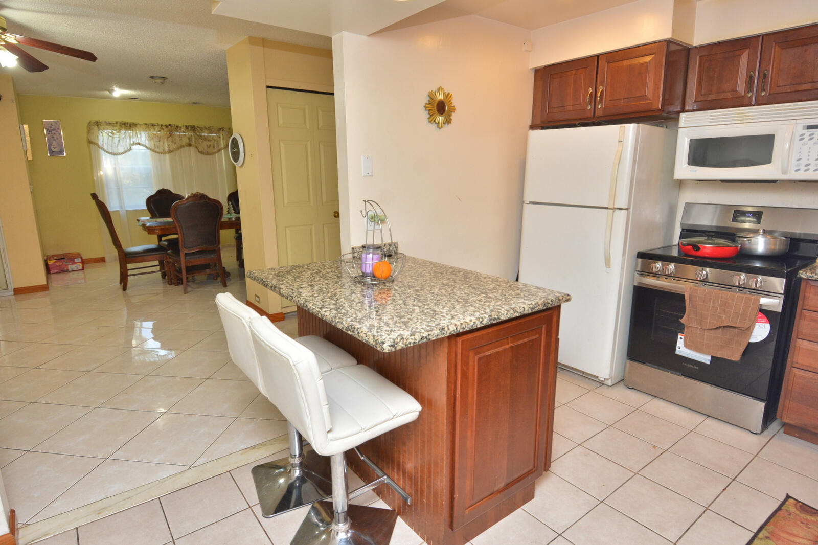 2050 Oleander Boulevard 5-306 Property Photo 25