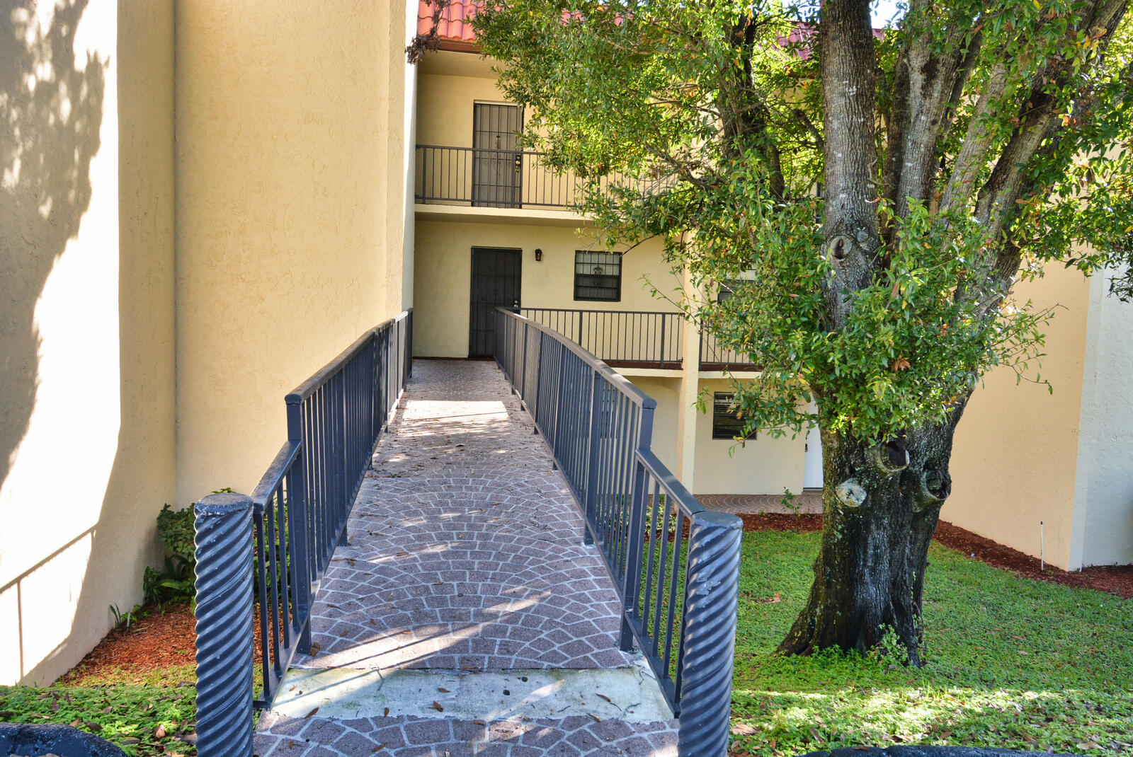 2050 Oleander Boulevard 5-306 Property Photo 39