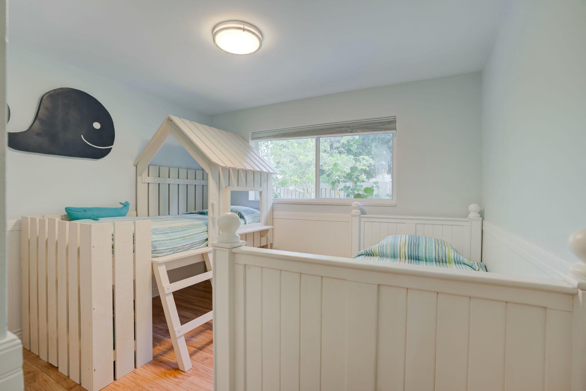 547 Marlin Road Property Photo 15